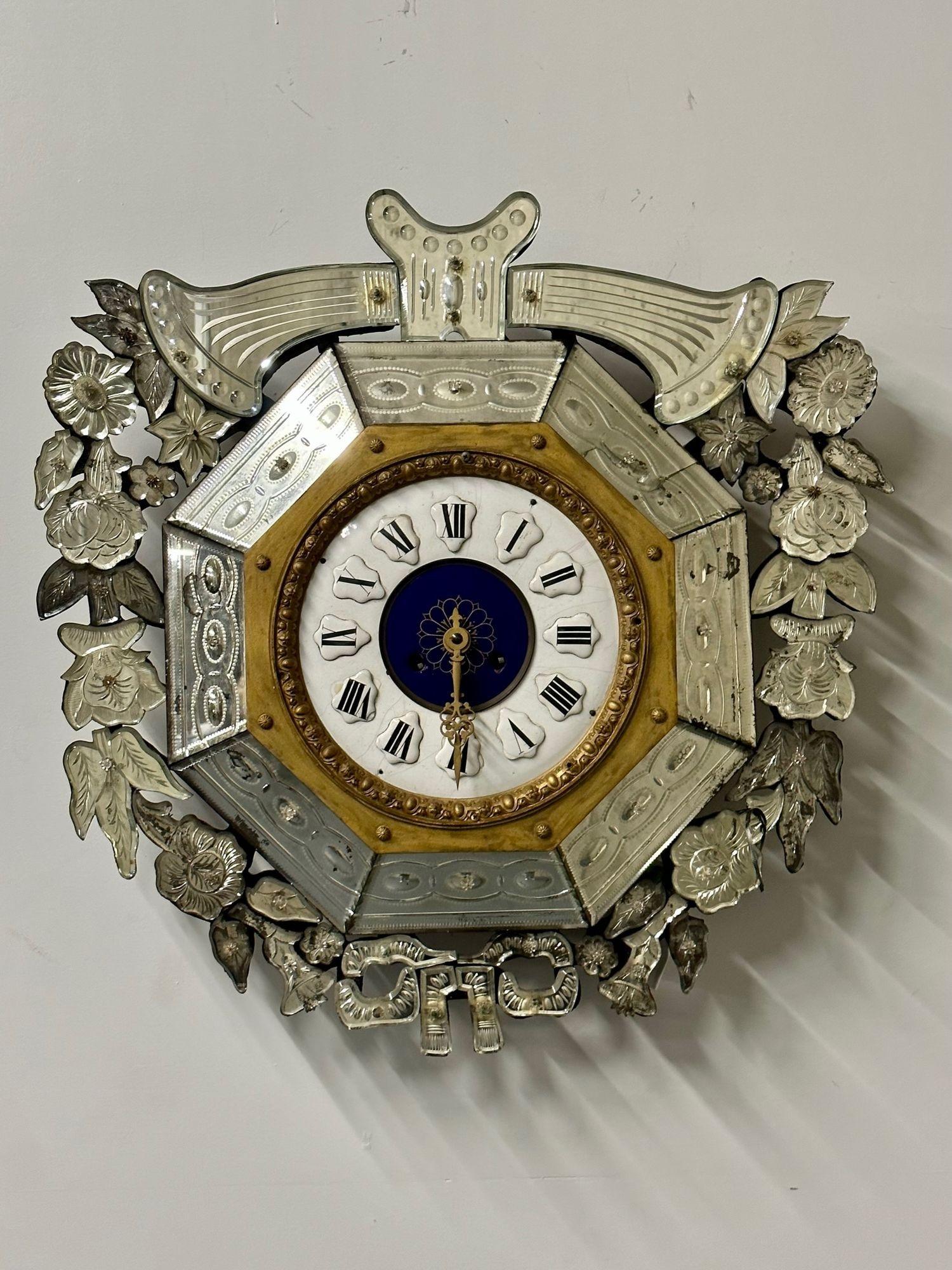 Milieu du XXe siècle Horloge murale viennoise suspendue en émail et miroir, visage en porcelaine, Art déco, années 1960 en vente