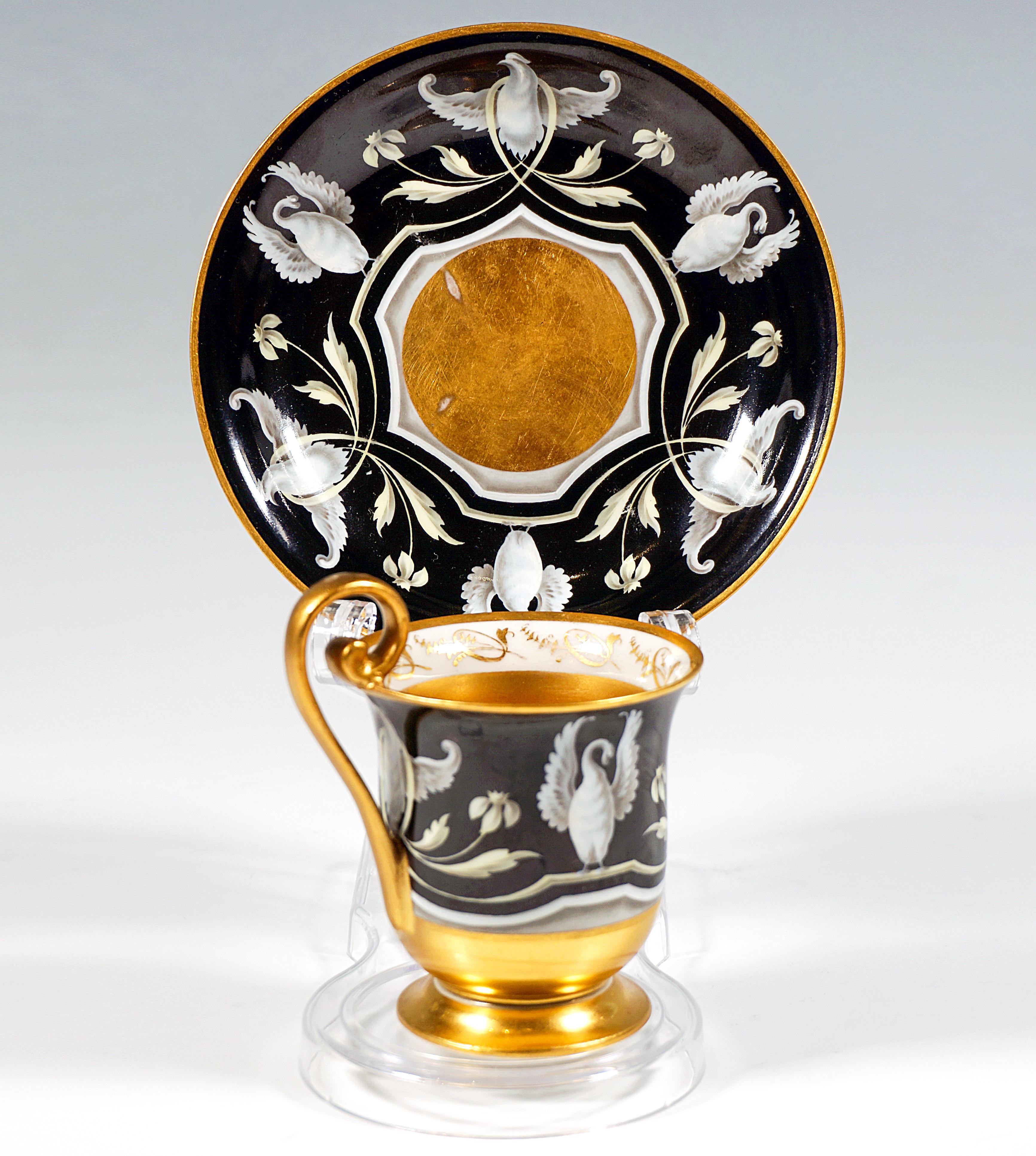 Taza de colección de porcelana imperial vienesa 