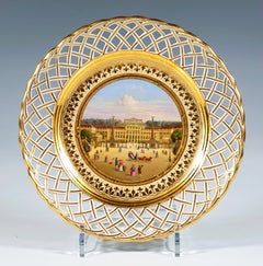 Viennese Imperial Porcelain Plate, 'K.k. Lustschloß Schönbrunn Á Vienne', 1818