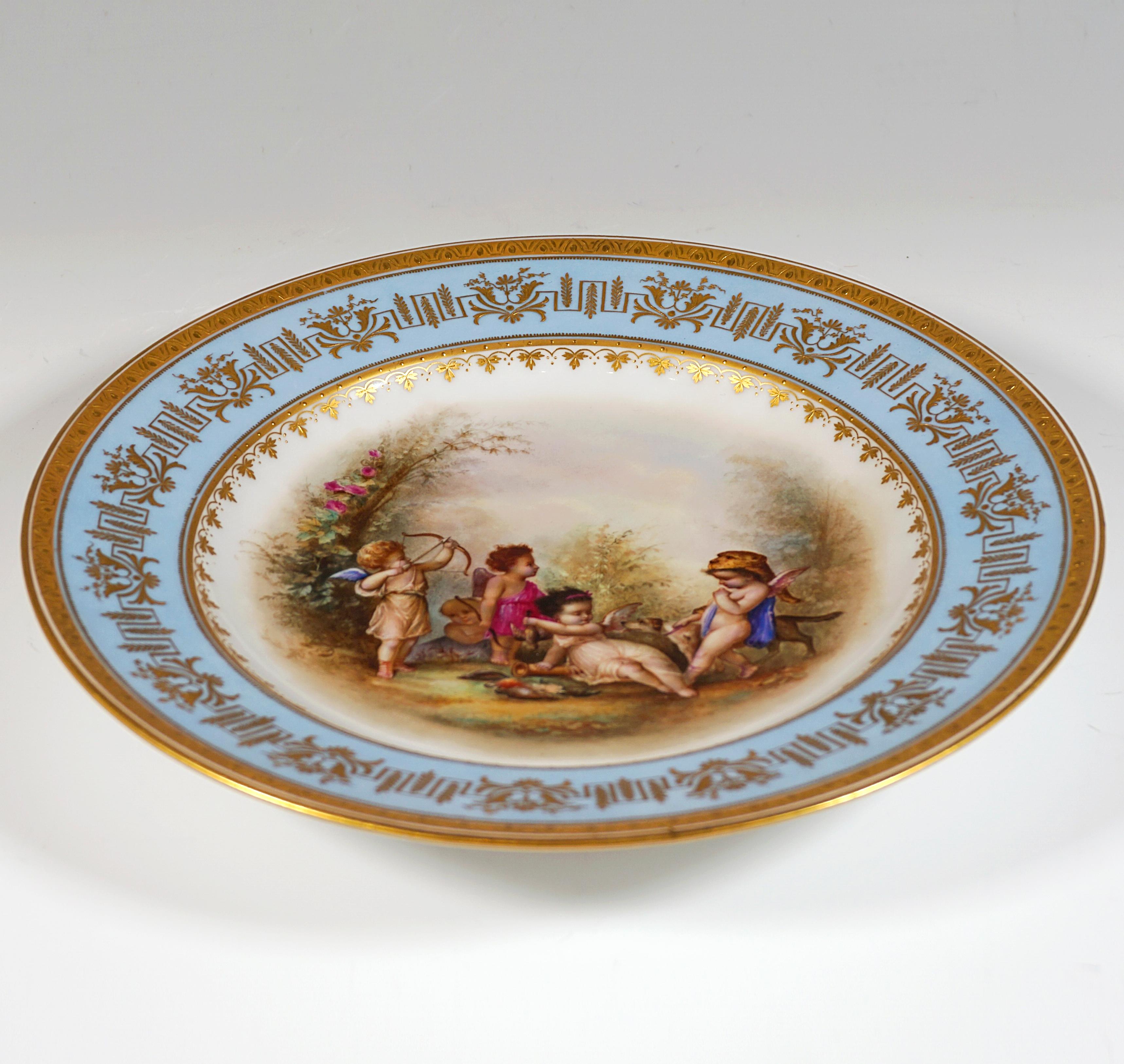 Hand-Crafted Viennese Imperial Porcelain Splendour Plate, Playing Cupids As Hunters, 1805 For Sale