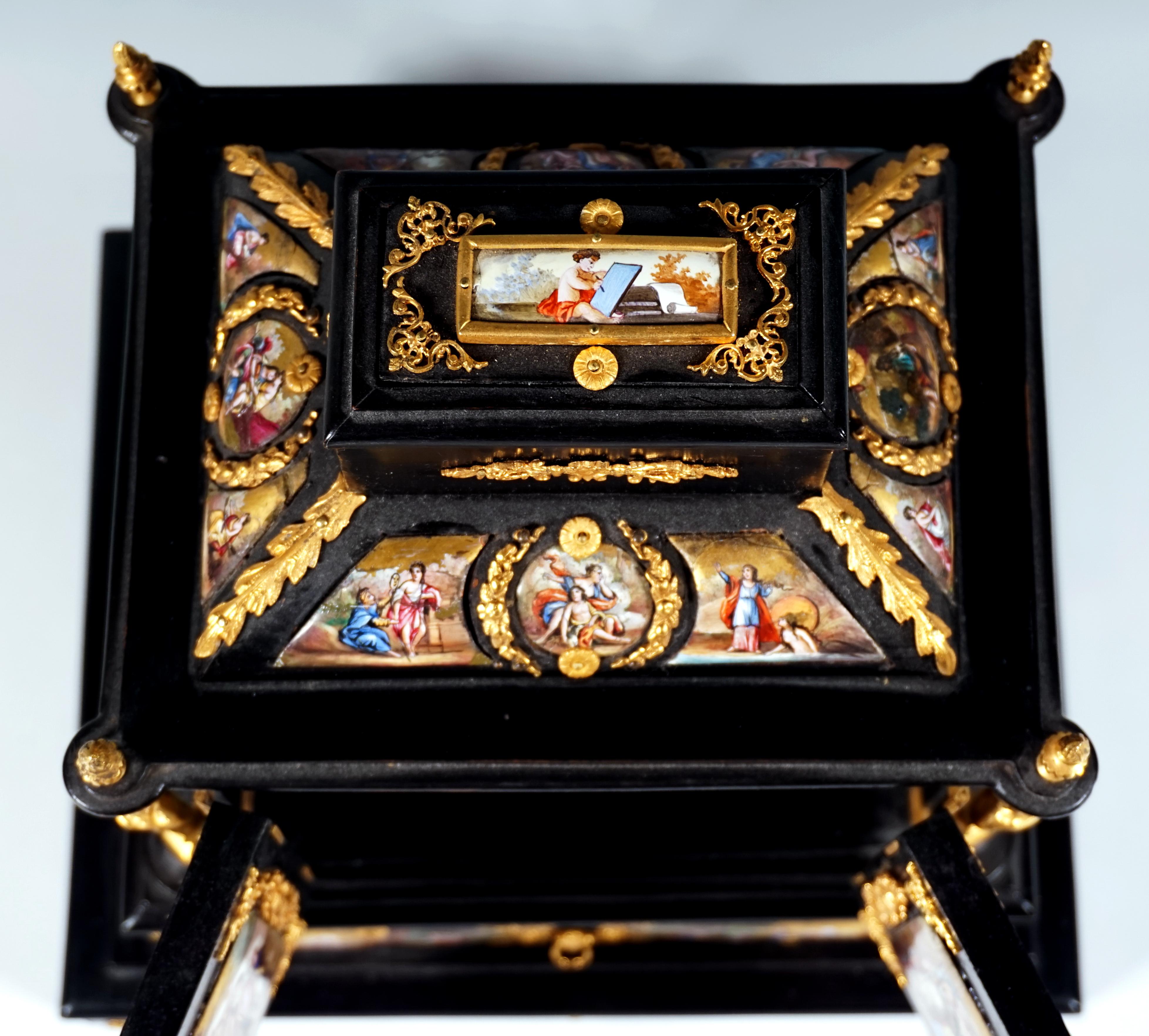 Wiener Jewell mit Emailmalerei, Bronze- und Messingbeschläge, um 1870/1880 im Angebot 2