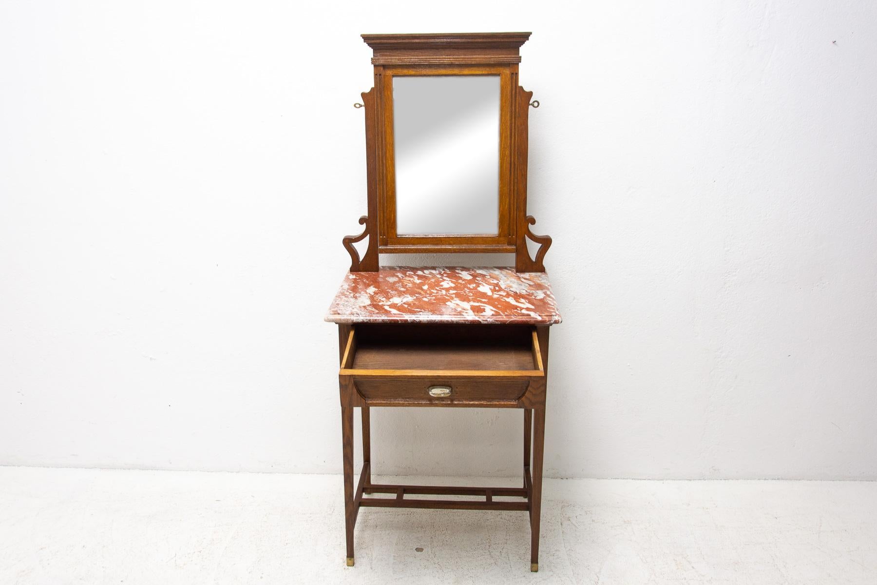 Viennese Secession Dressing Table with Mirror, 1910 For Sale 7