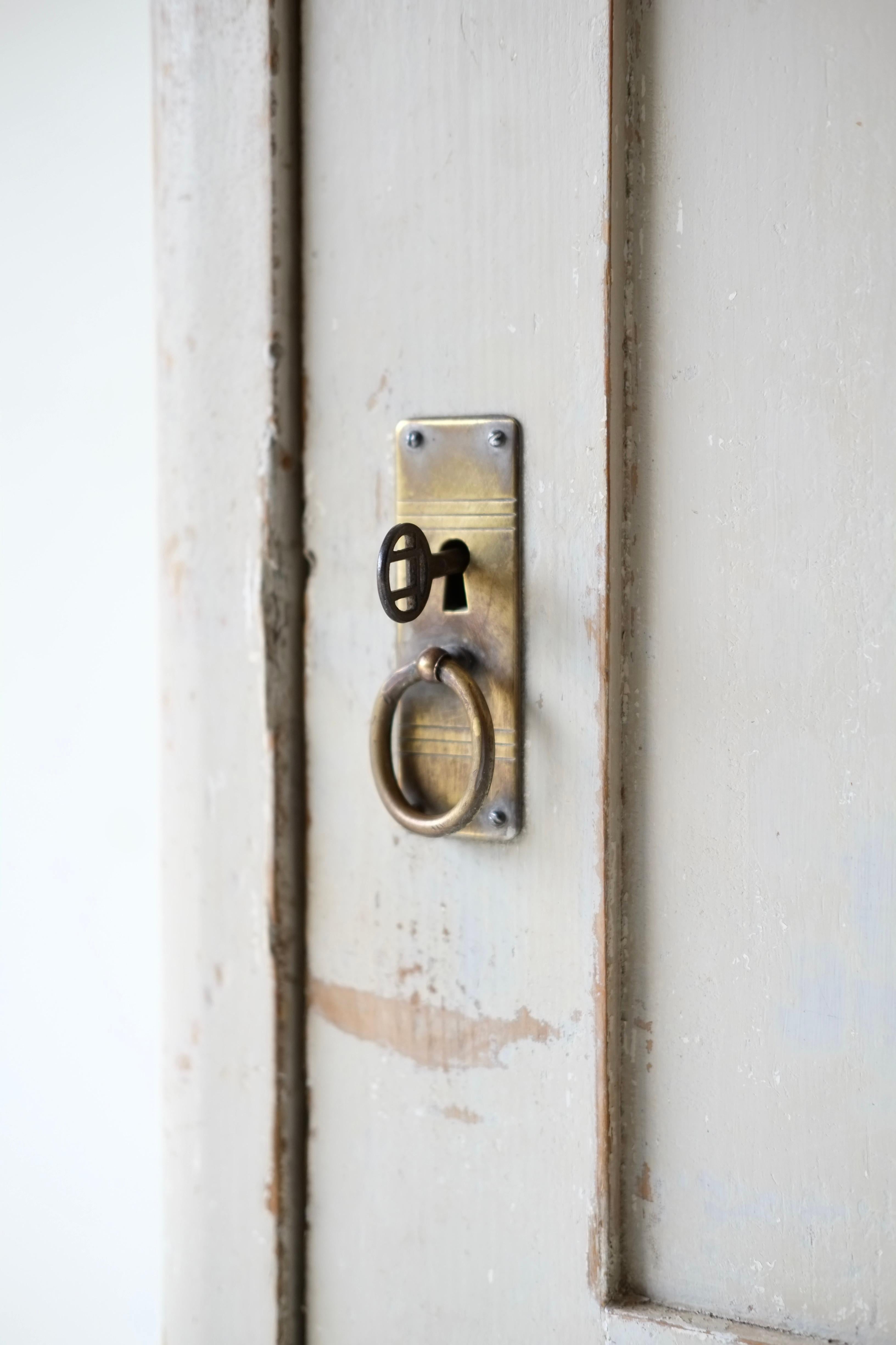 Armoire viennoise sécessionniste en vente 3