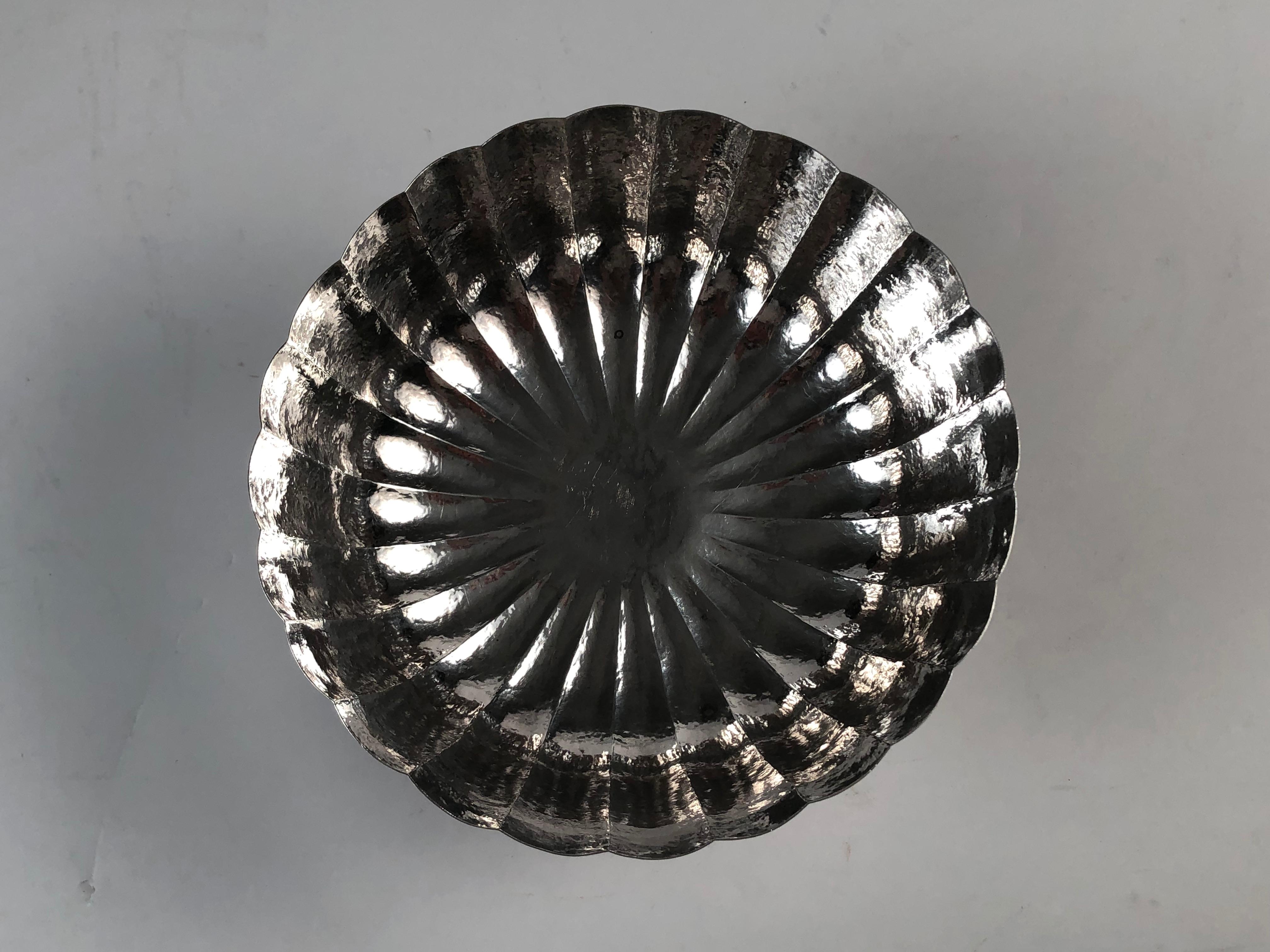 Viennese Secessionist Silver Footed Bowl after a Josef Hoffmann Design In Good Condition In Essex, MA