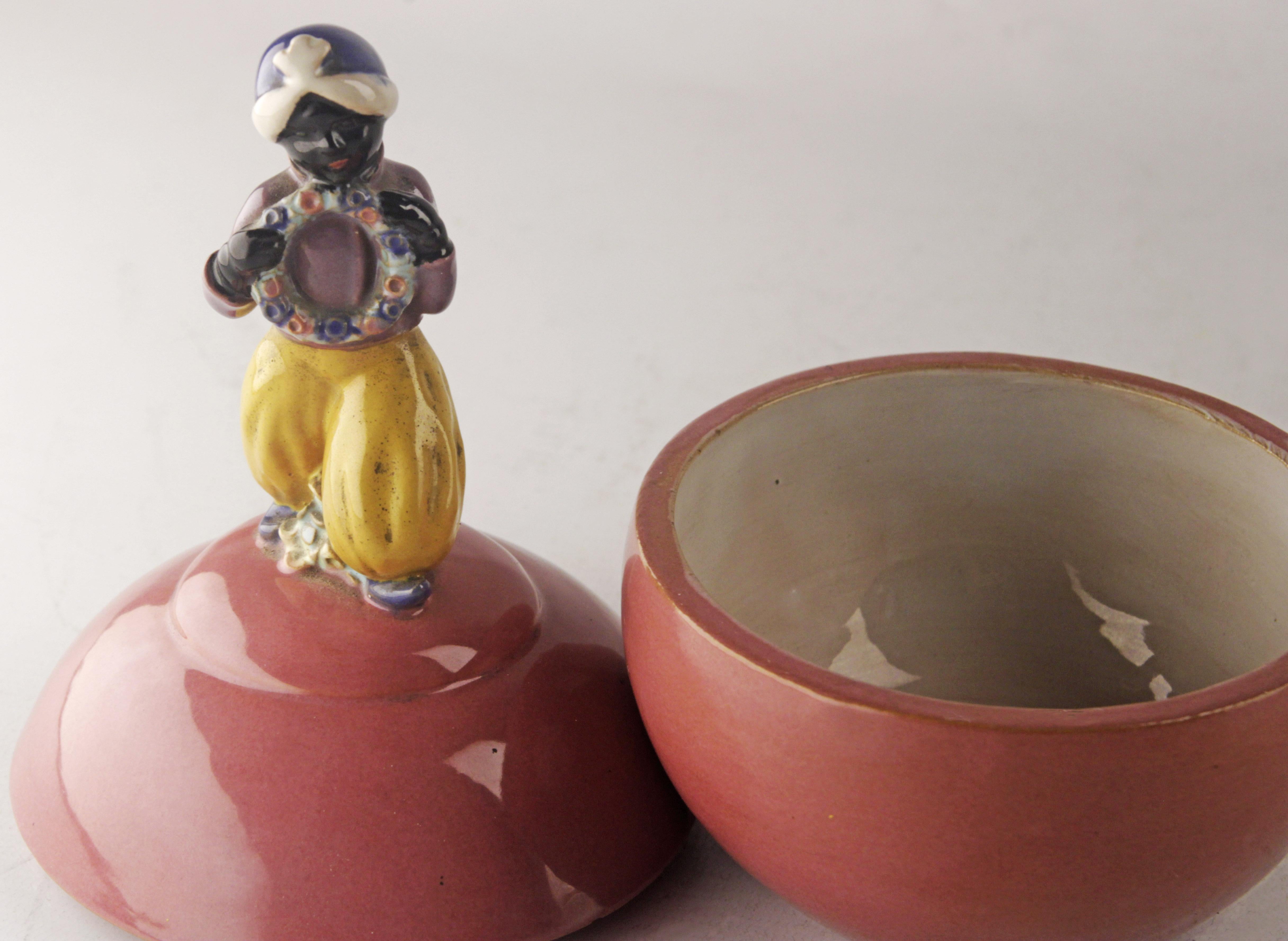 Caja de cerámica de la Secesión vienesa en Bueno estado para la venta en Buenos Aires, Argentina