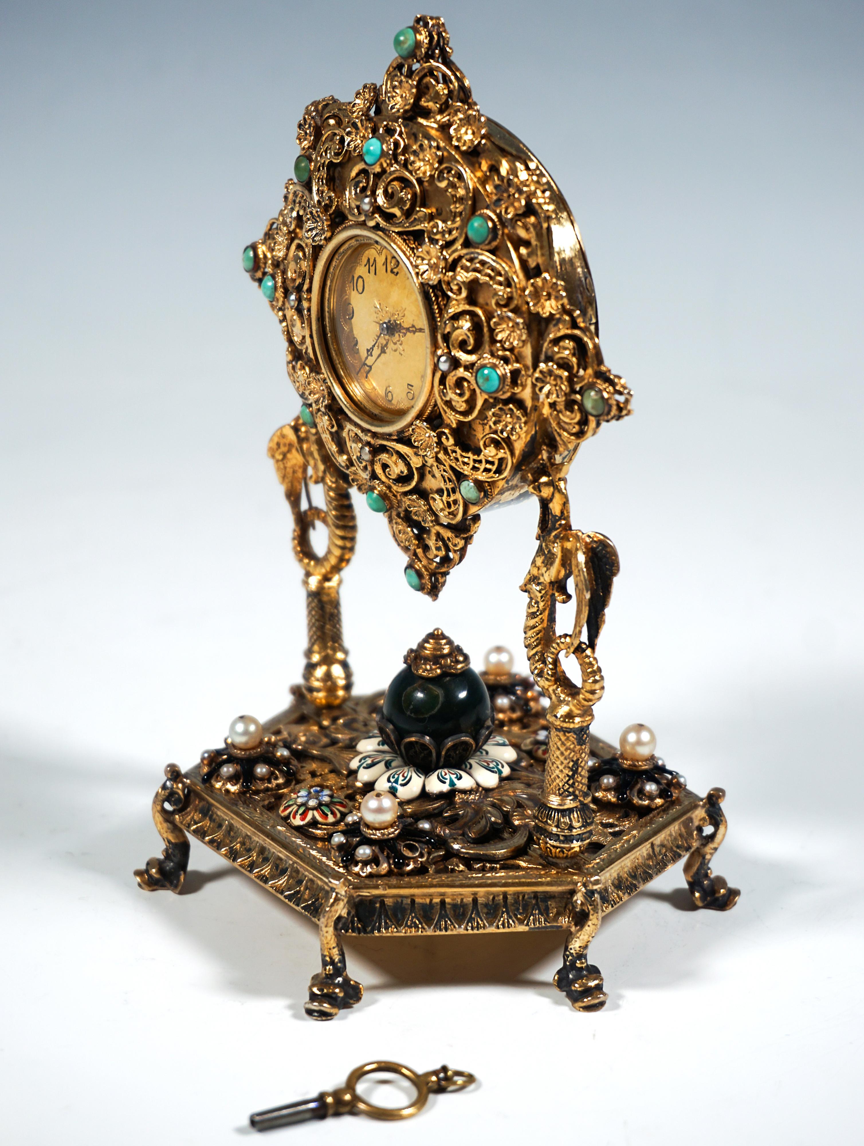 Reloj de Esplendor del Historicismo Vienés de Plata Dorada con Turquesas y Perlas, c1880 Austríaco en venta