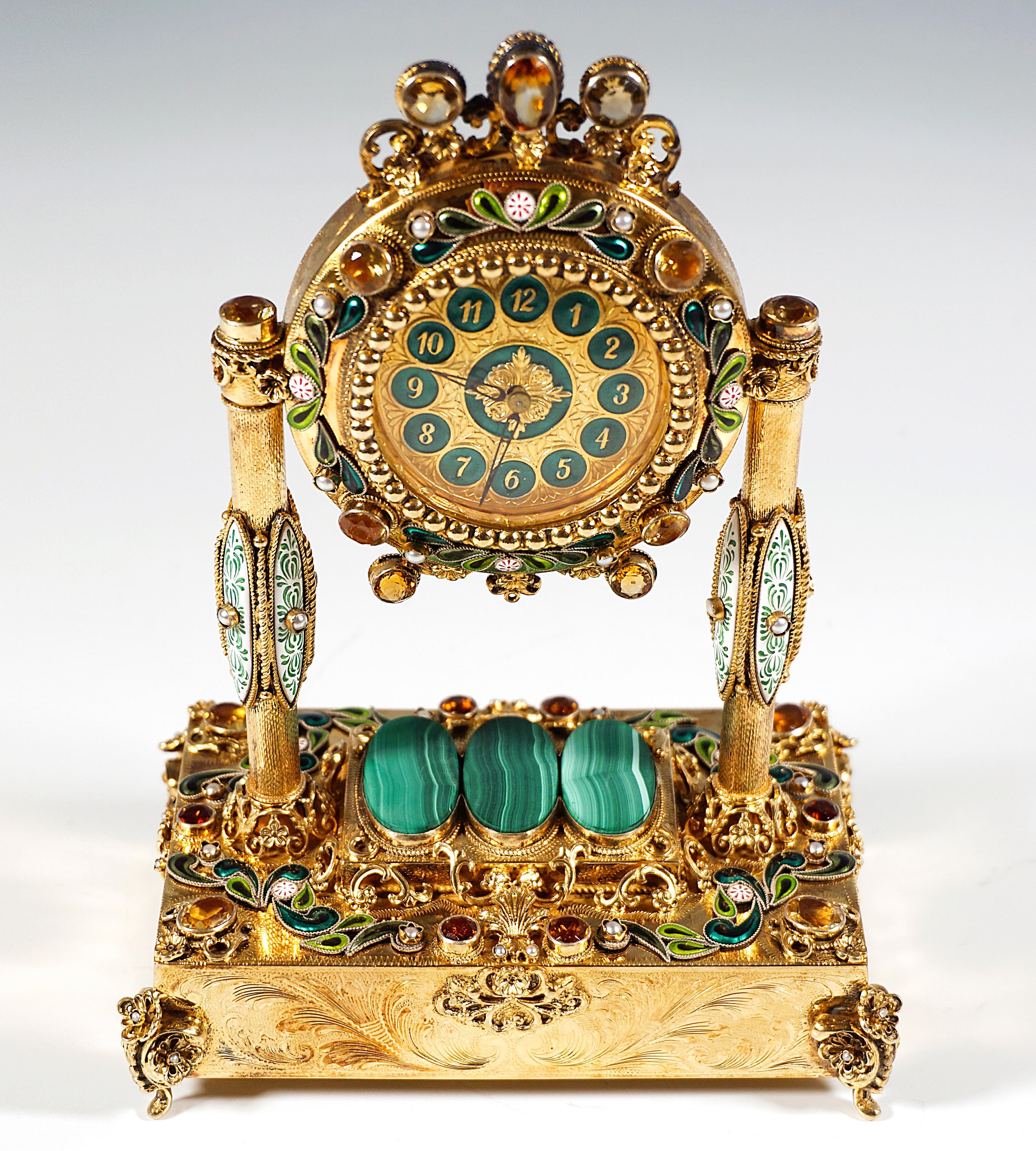 Reloj de Esplendor del Historicismo Vienés de Plata con Movimiento Musical, Alrededor de 1880 Hecho a mano en venta