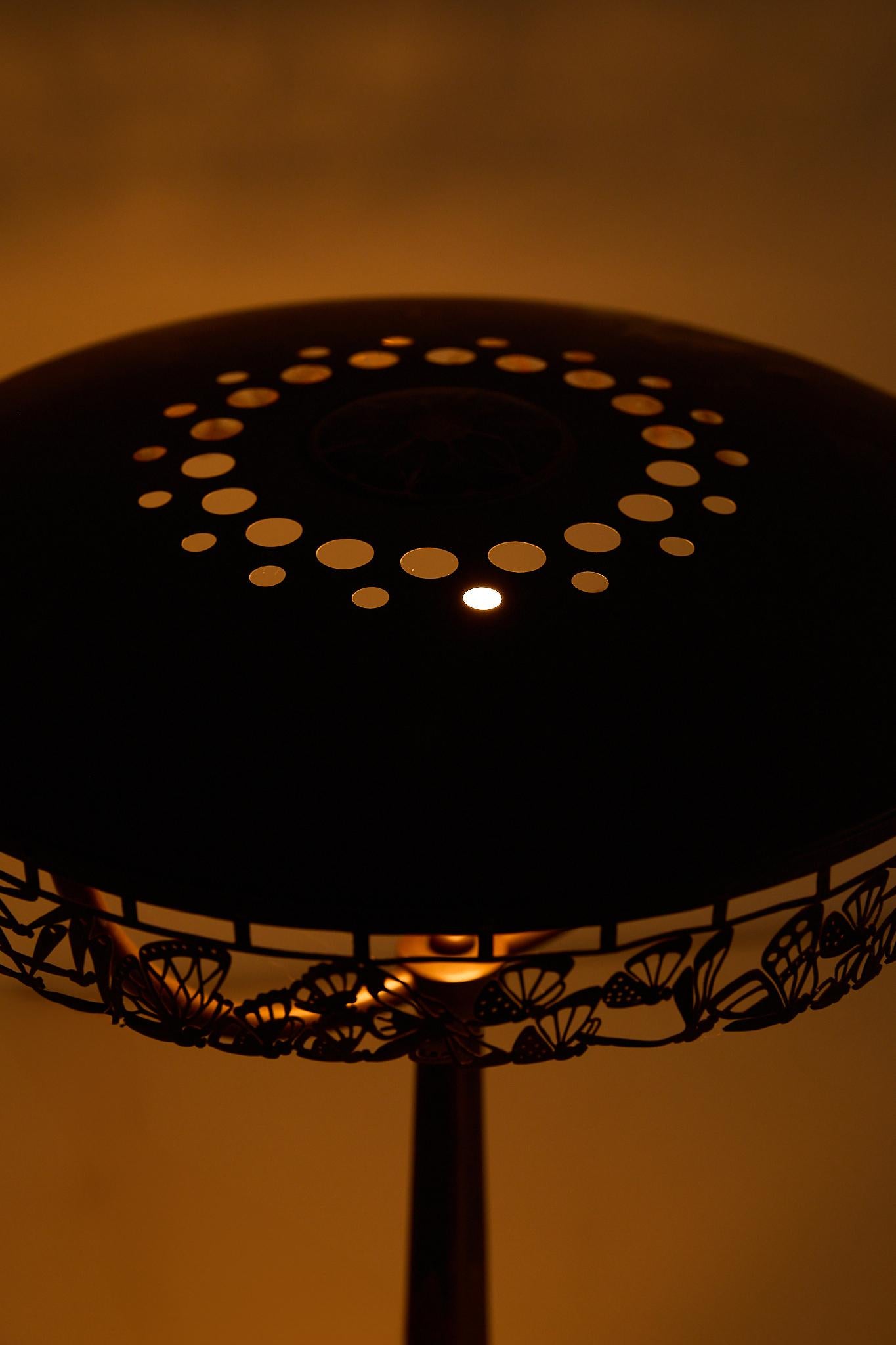 Lampe à poser viennoise Bon état - En vente à London, GB