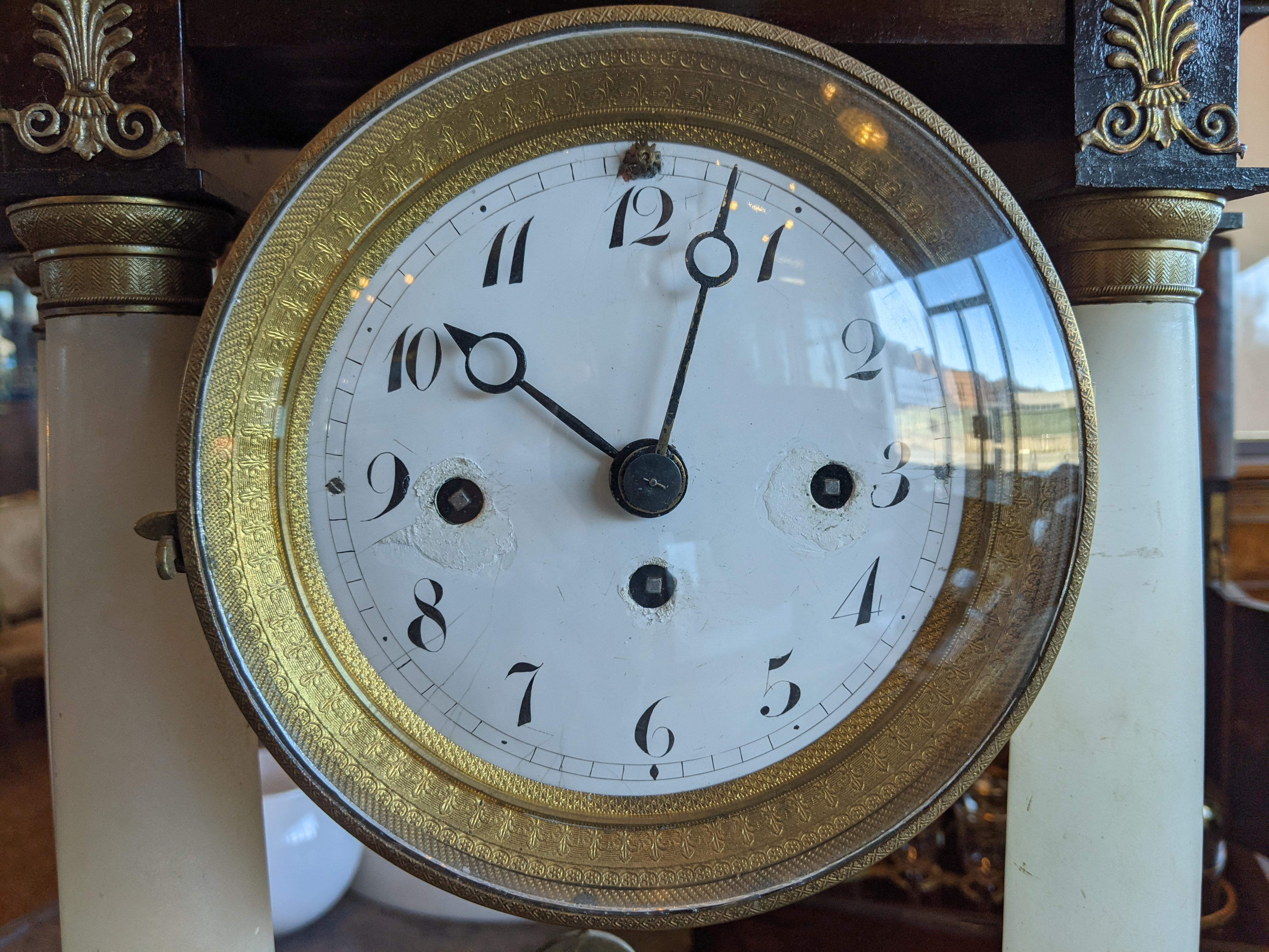 pendulum table clock
