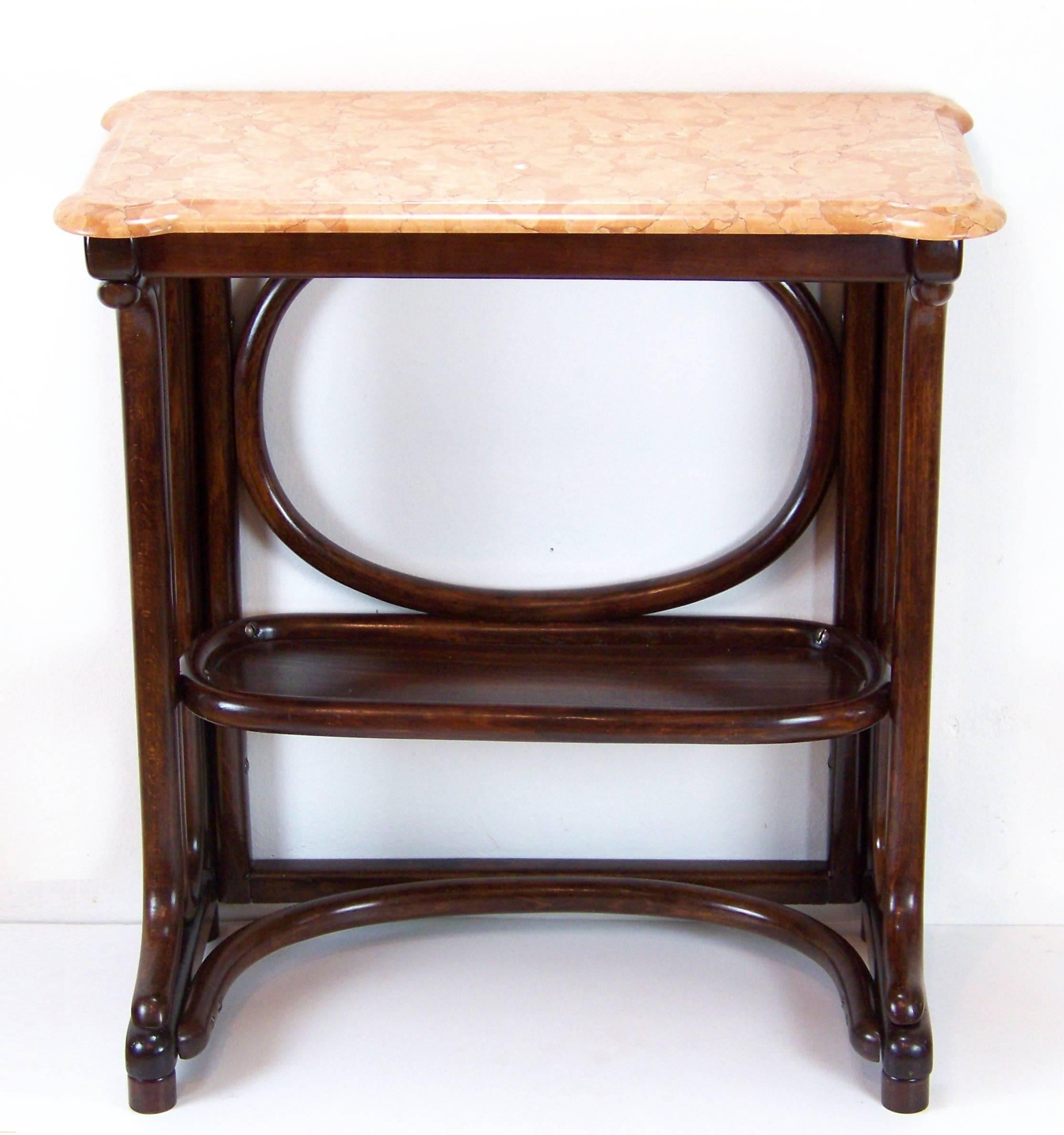 Austrian Viennese Wall Table Gebrüder Thonet Nr. 2, circa 1890