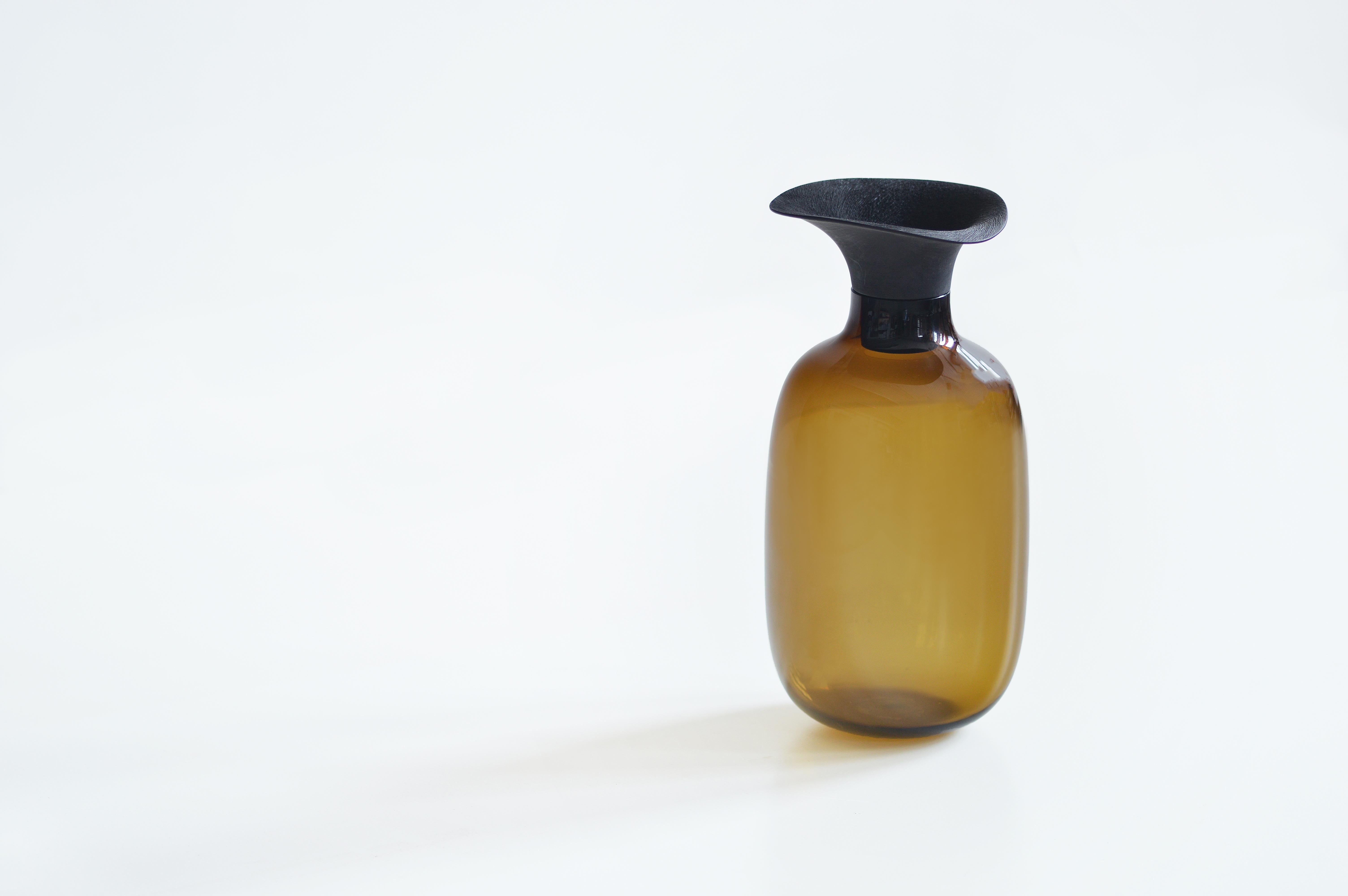 Vieno Bottle with Large Wooden Cap by Antrei Hartikainen and Katriina Nuutinen In New Condition For Sale In Fiskars, FI