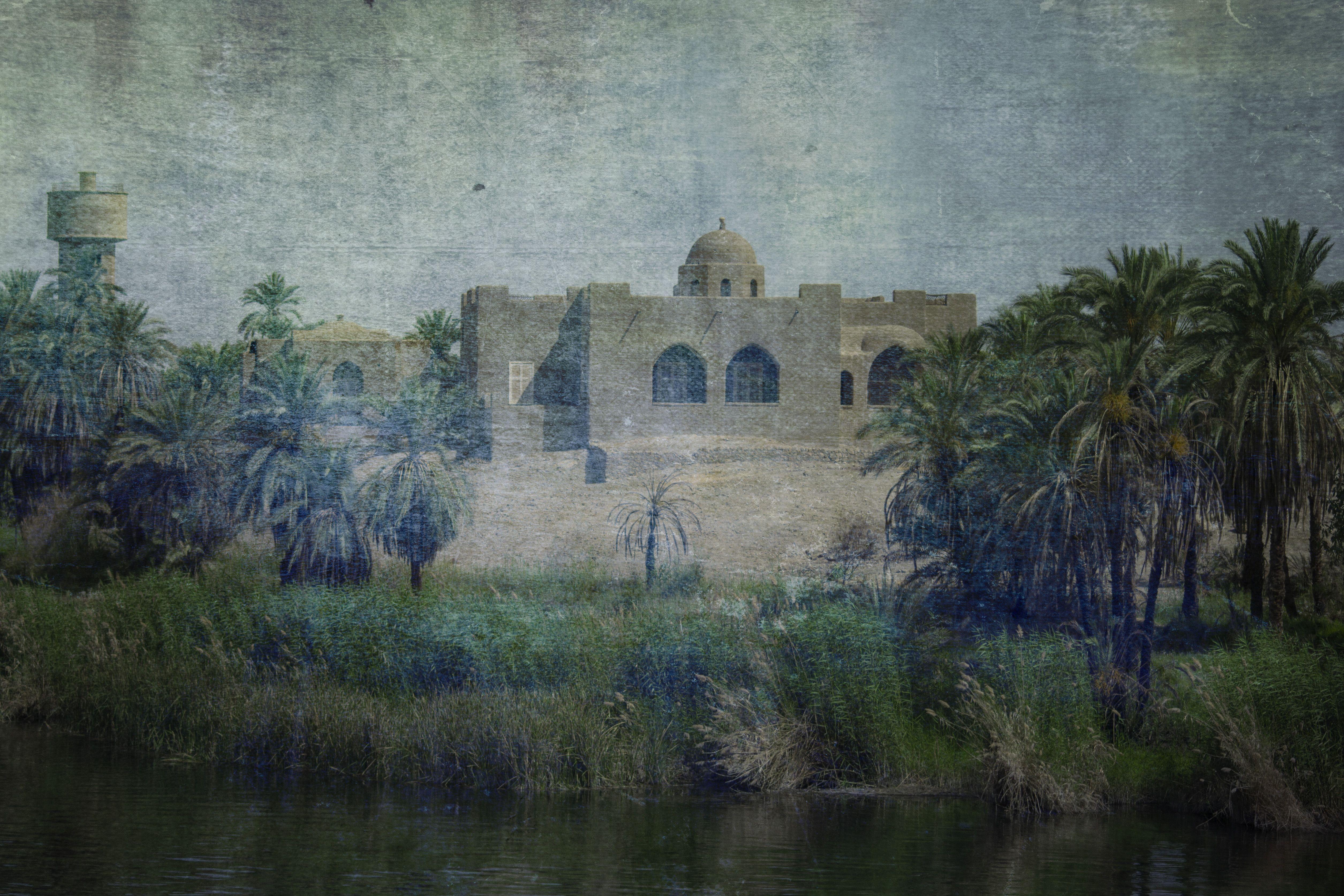 Viet Ha Tran Color Photograph - Life on the Nile River II, Photograph, C-Type