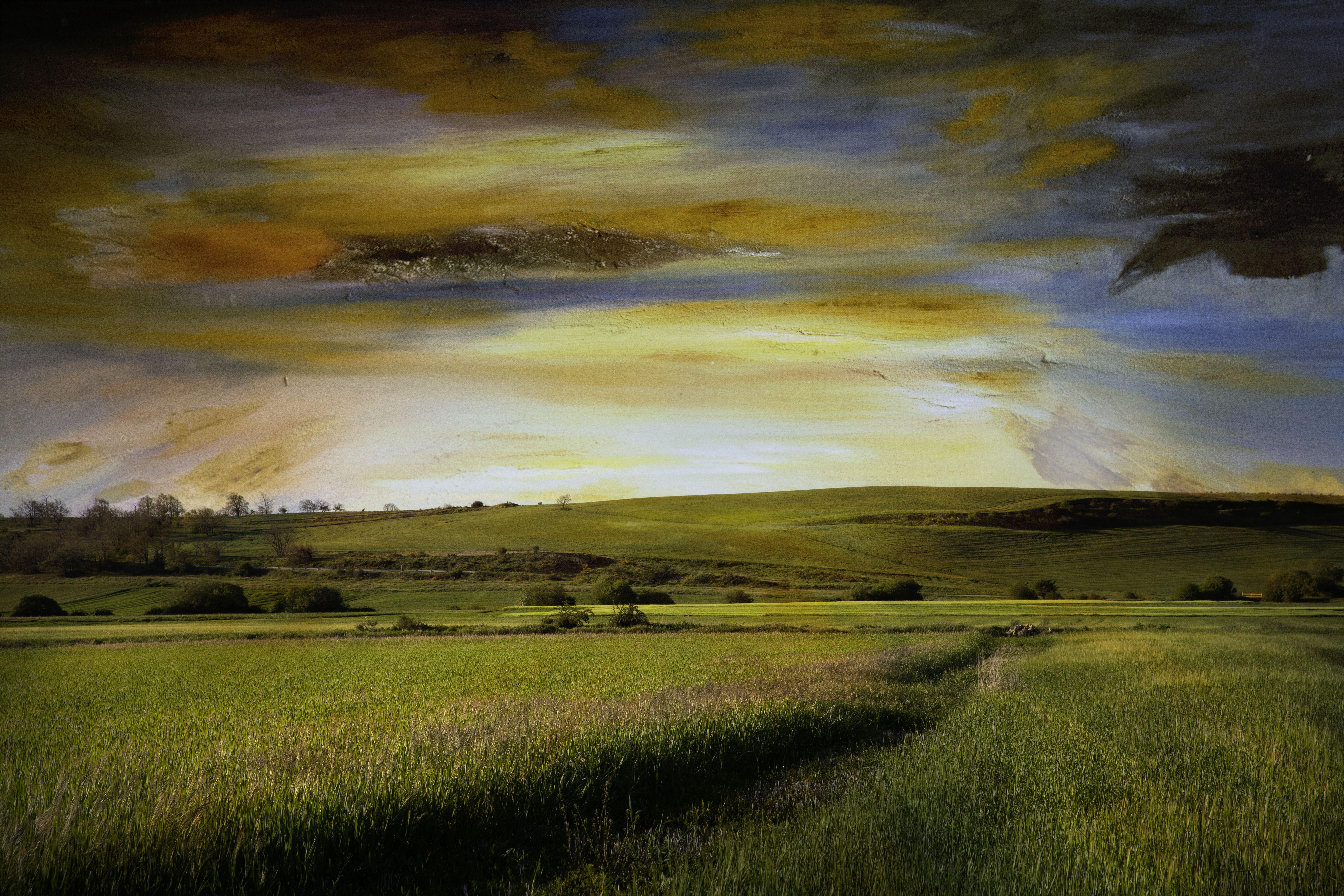 Viet Ha Tran Color Photograph – Sonnenuntergang in Arlanzon, Fotografie, C-Typ