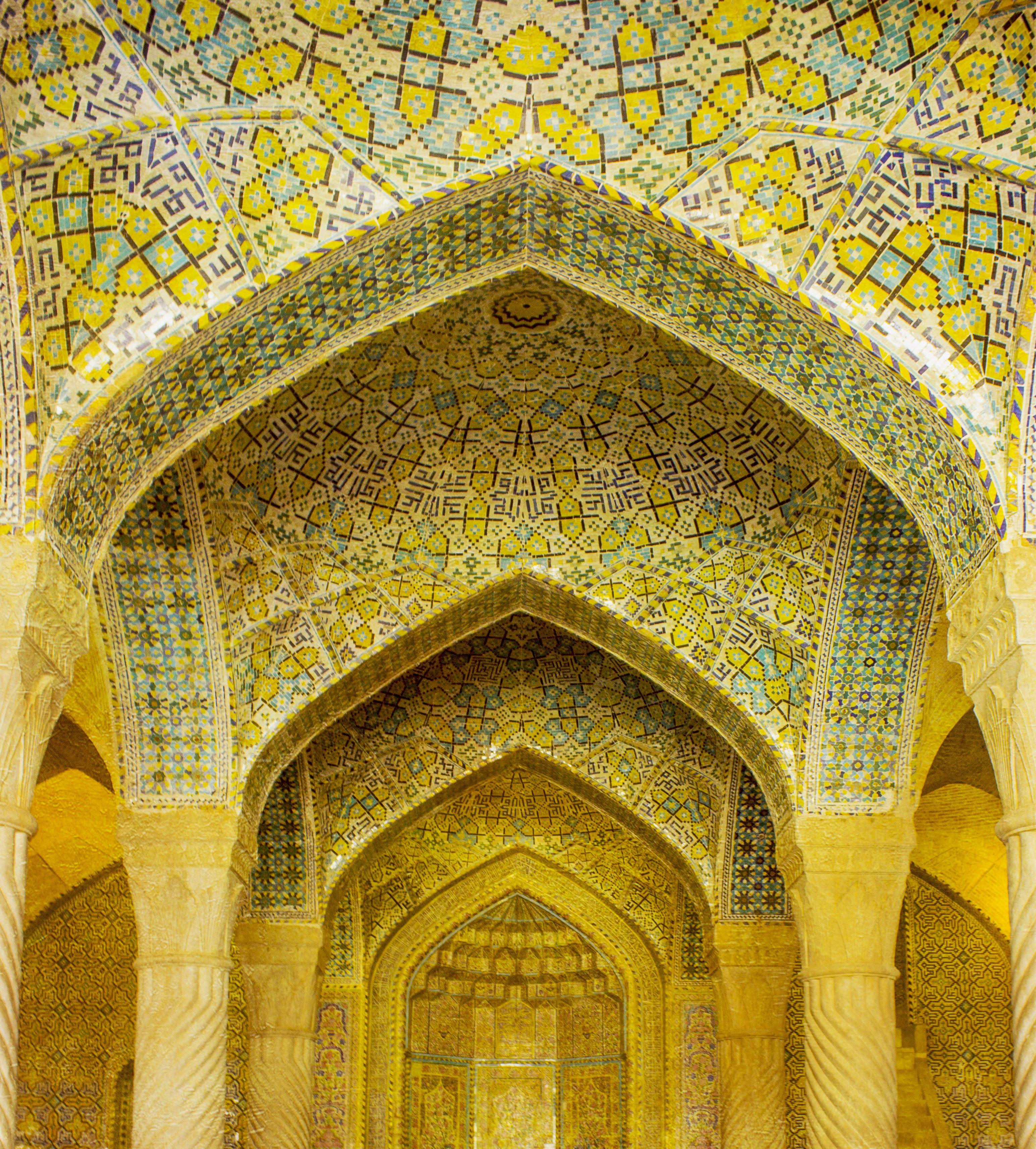 Viet Ha Tran Color Photograph - Yellow arch in Iran, Photograph, C-Type