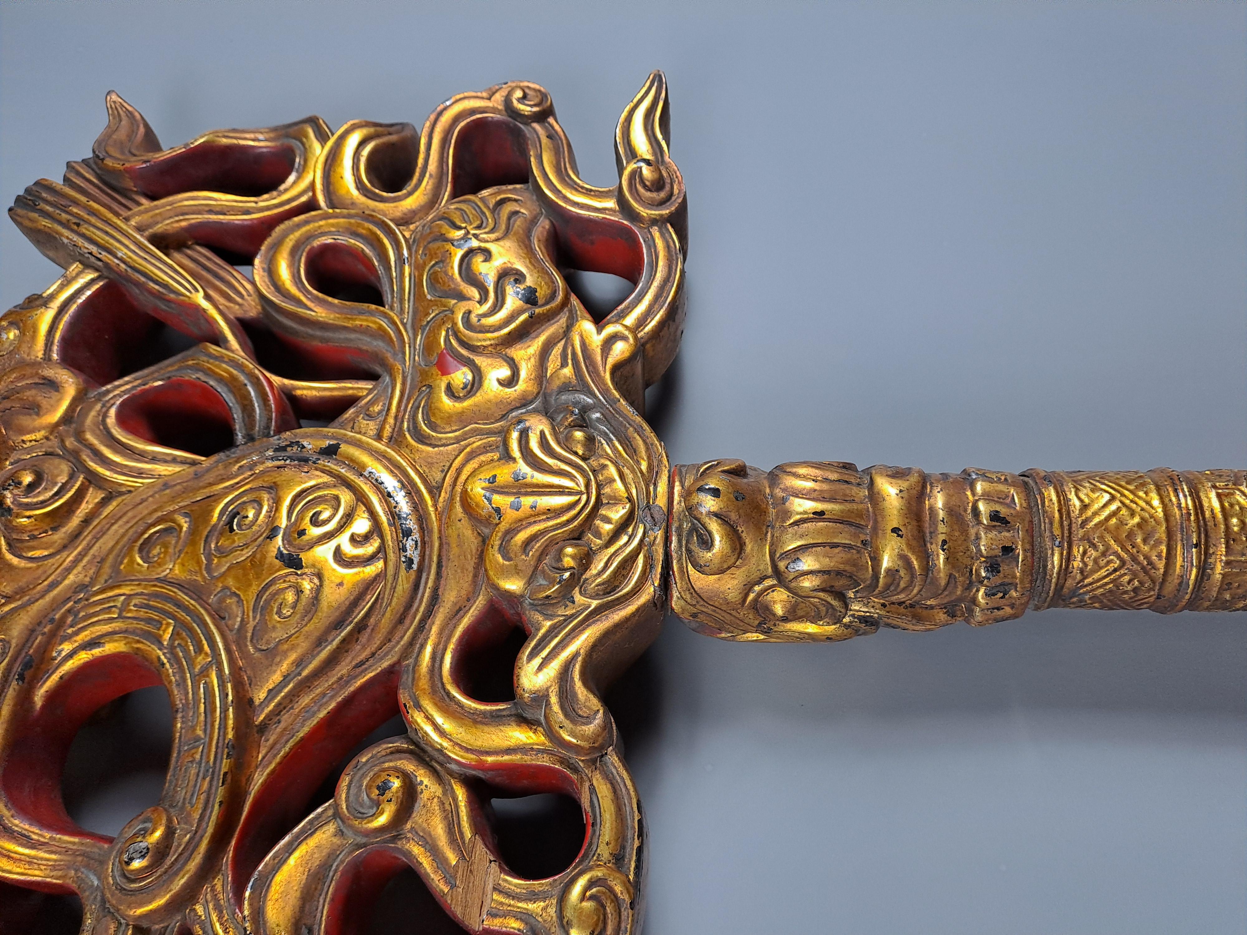 Other Vietnam - Pair Of Large Standards In Gilded And Red Lacquered Wood For Sale