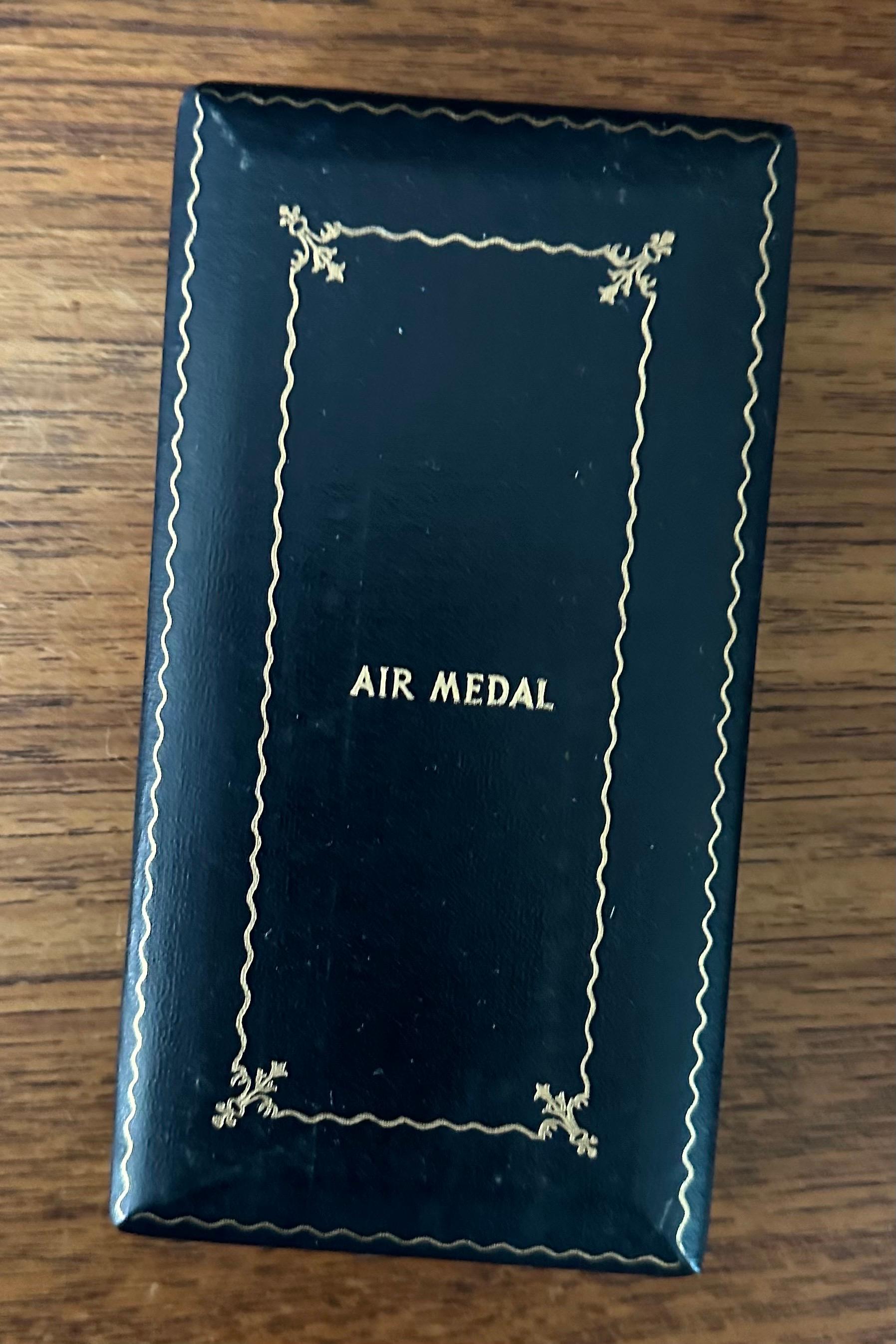 Vietnam War Naval Air Medal and Citation / POW Hero 1