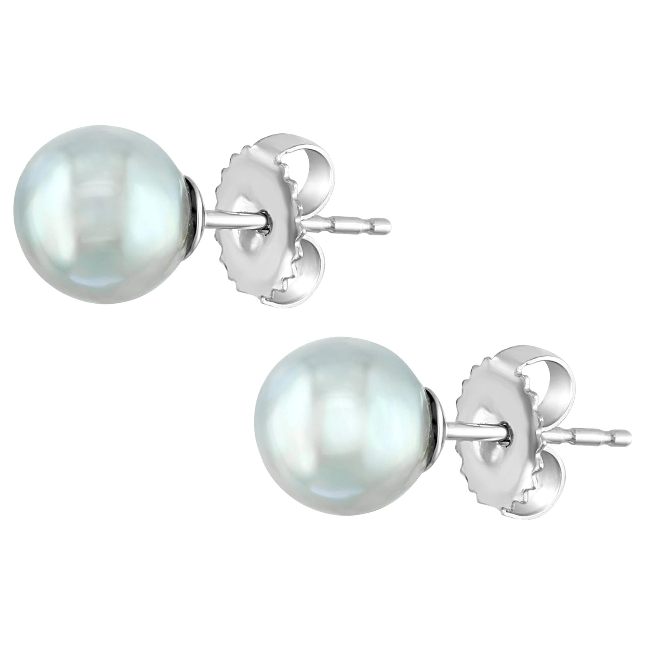 These stud earrings feature Vietnamese Blue Akoya pearls in a natural blue color. The pearls measure 7-8mm and are set on 14 karat white gold. Classic yet very unique and rare, these are a must for any jewelry collection.
AN ELEGANT EXPRESSION –