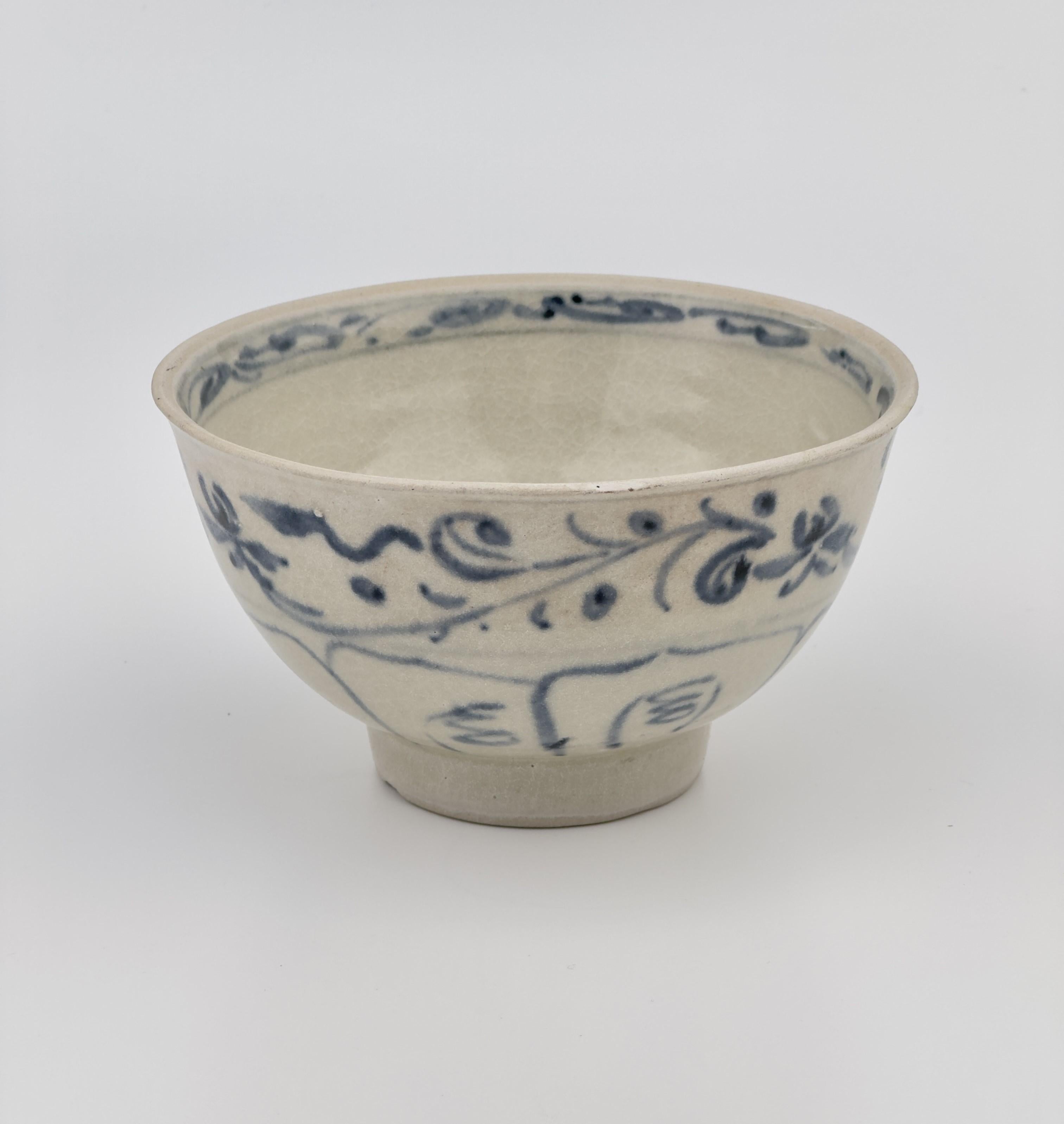 Ming Vietnamese Blue And White Bowl Circa 15th Century For Sale