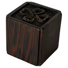 Sigillo vietnamita, in Wood e metallo, colore marrone, dal Vietnam Cirace 1880