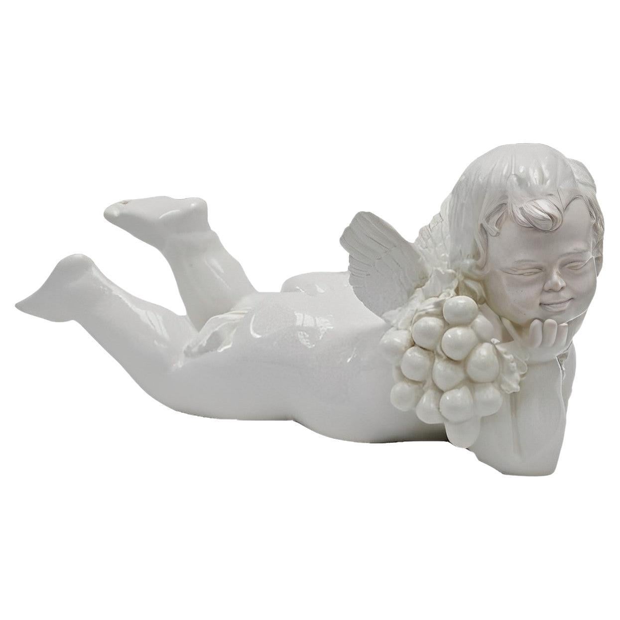 Vietri - Grande figurine italienne de chérubin en céramique émaillée blanche craquelée