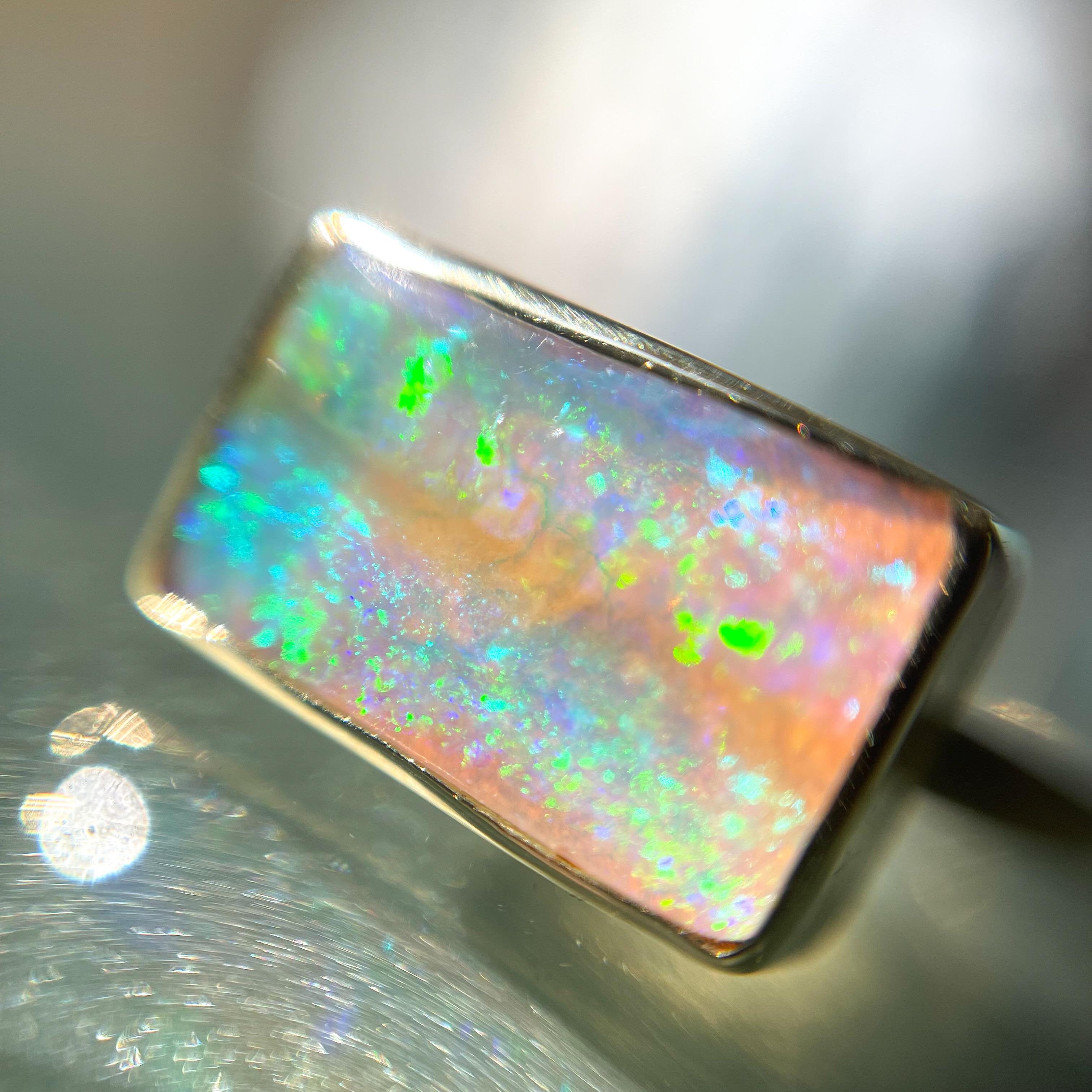 View from a Rainbow Australian Opal Ring in 14k Gold by NIXIN Jewelry In New Condition For Sale In Los Angeles, CA