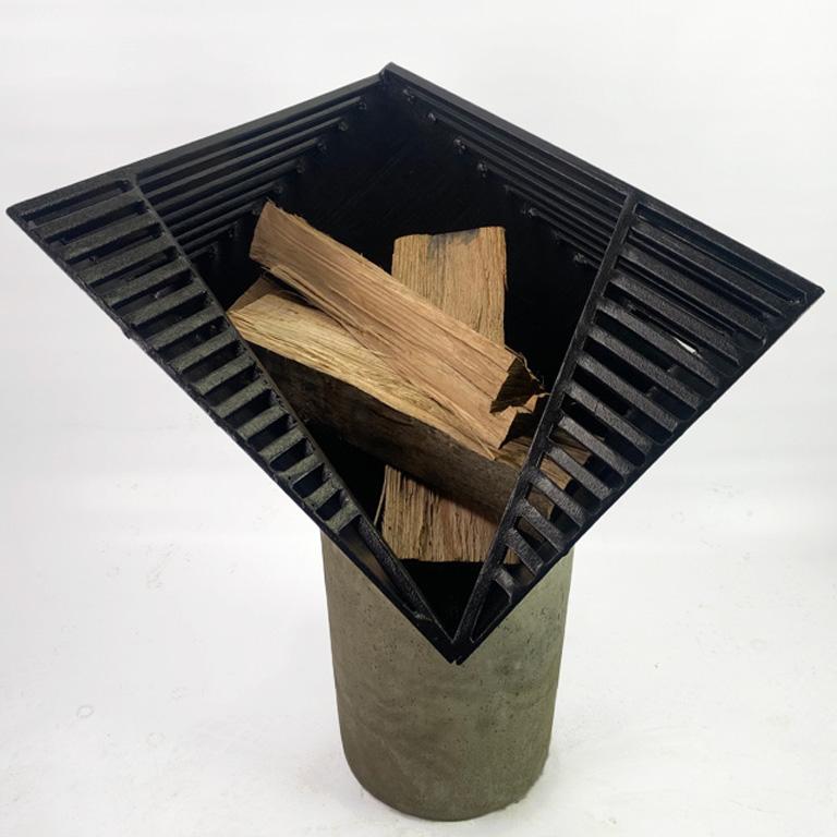 Introducing Viewpoint - Firepit, a geometric post-modern addition to your outdoor space. Designed and handmade by artist Franco V in Brooklyn, NY.  Composed of steel with a concrete base, Viewpoint's angular design displays fire in a uniquely