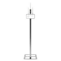 „Viewpoint“ Bodenkerzenhalter aus Edelstahl von Metalmorphosis Studio