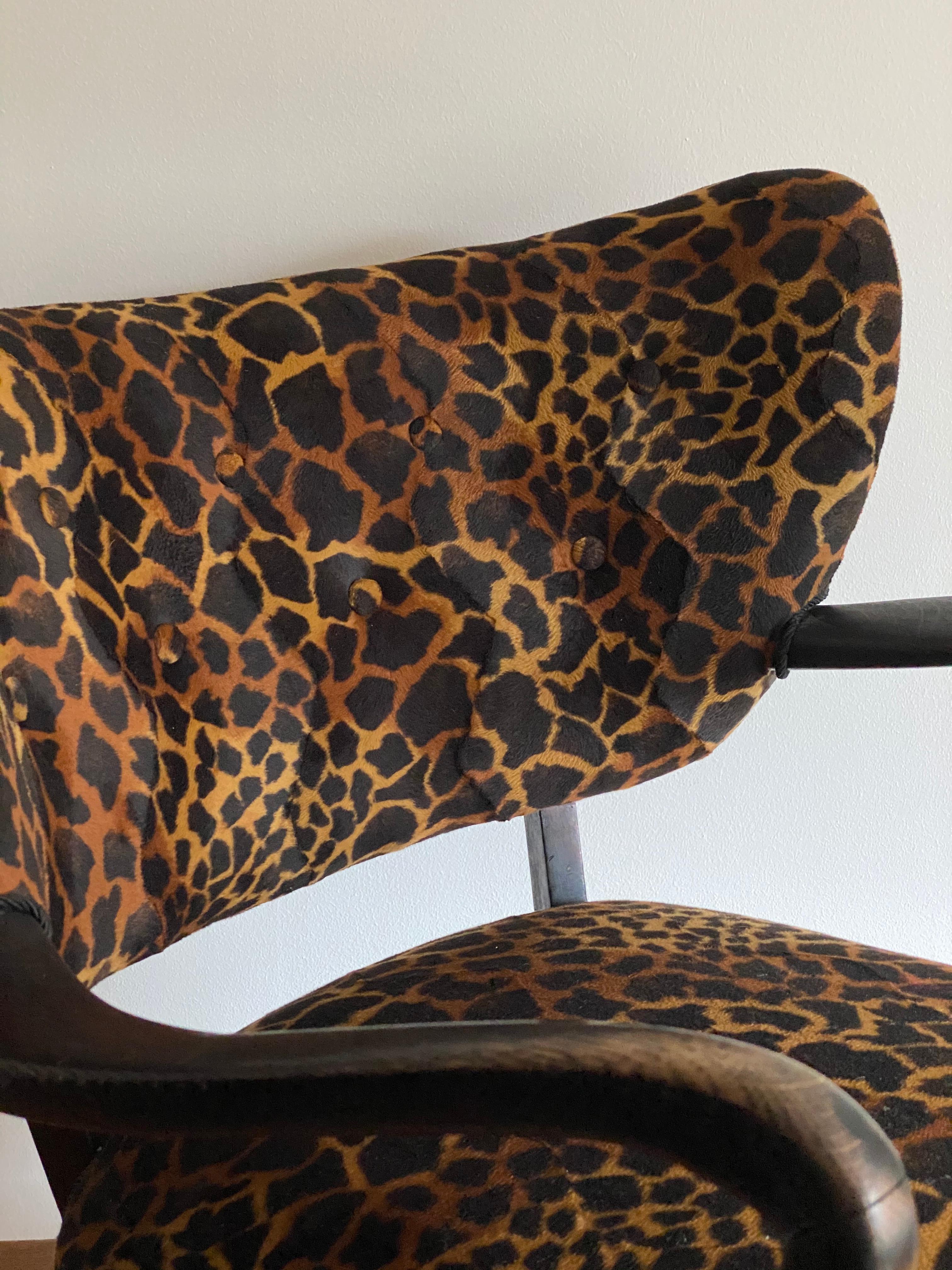Viggo Boesen ‘Attributed’ Lounge Chair, Dark Stained Beech, Fabric, 1940s 4