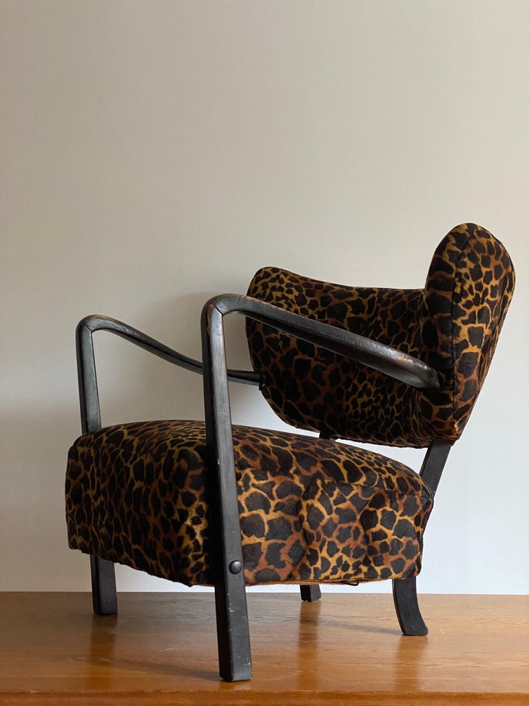 Scandinavian Modern Viggo Boesen ‘Attributed’ Lounge Chair, Dark Stained Beech, Fabric, 1940s
