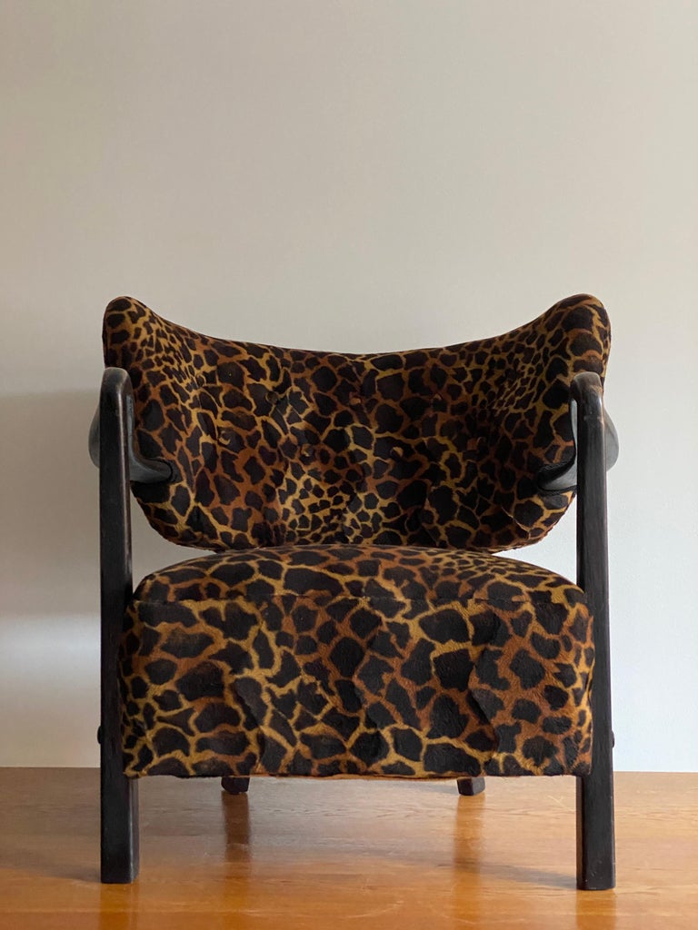 Viggo Boesen ‘Attributed’ Lounge Chair, Dark Stained Beech, Fabric, 1940s In Good Condition In West Palm Beach, FL