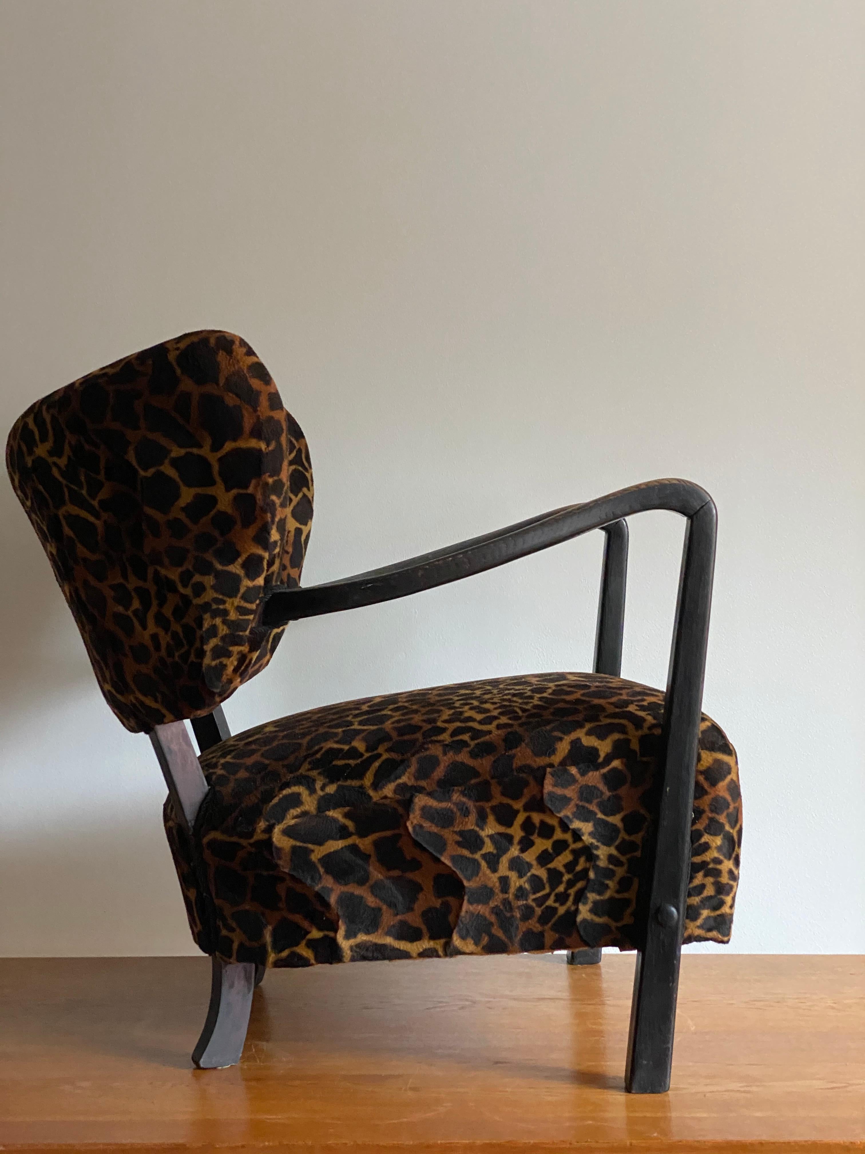 Mid-20th Century Viggo Boesen ‘Attributed’ Lounge Chair, Dark Stained Beech, Fabric, 1940s