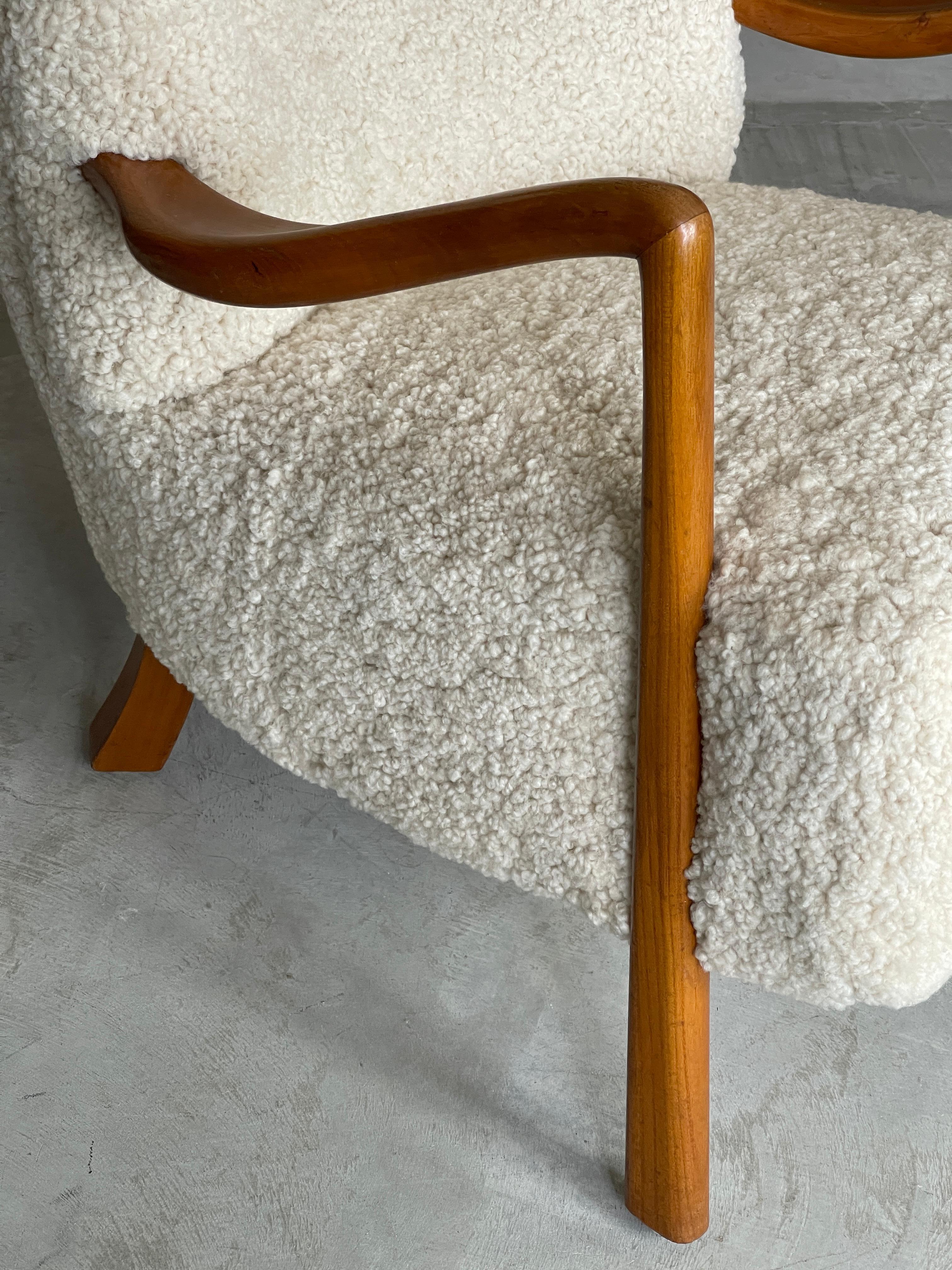 Viggo Boesen ‘Attributed’ Lounge Chair, Stained Beech, Sheepskin, Denmark, 1940s 1