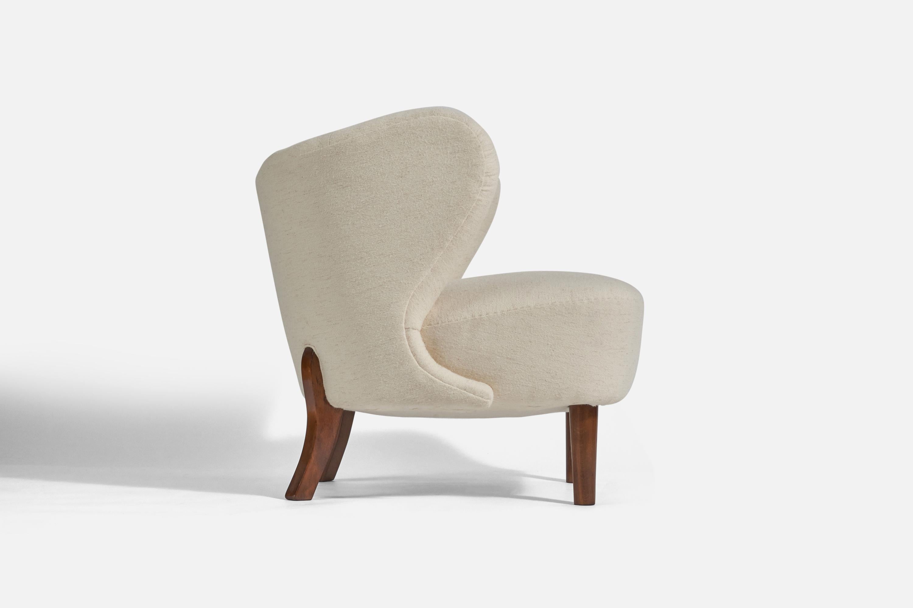 Danish Viggo Boesen Attribution, Lounge Chair, White Fabric, Beech, Denmark, 1940s
