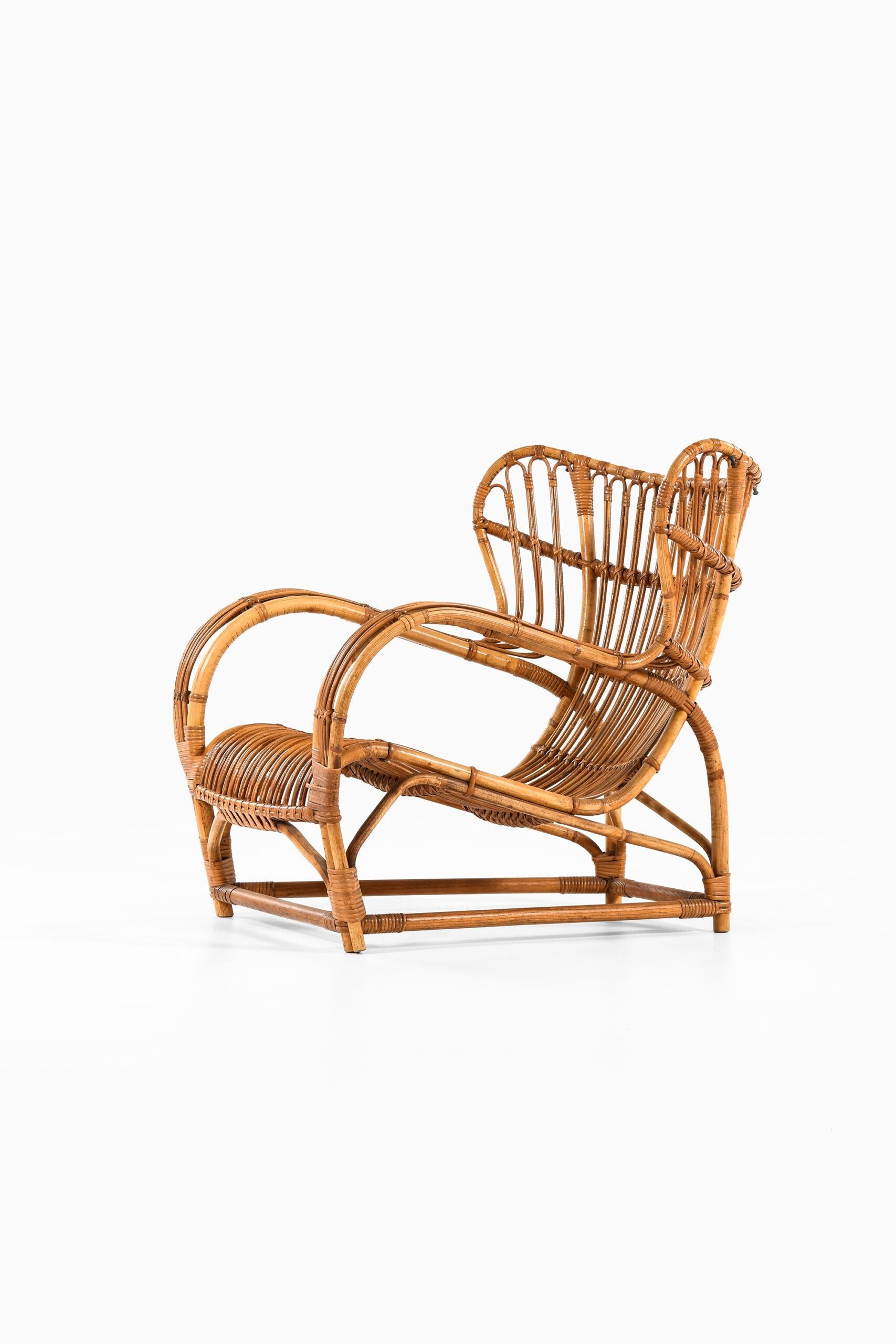 Danish Viggo Boesen Easy Chairs Model 3440 Produced by R. Wengler in Denmark For Sale