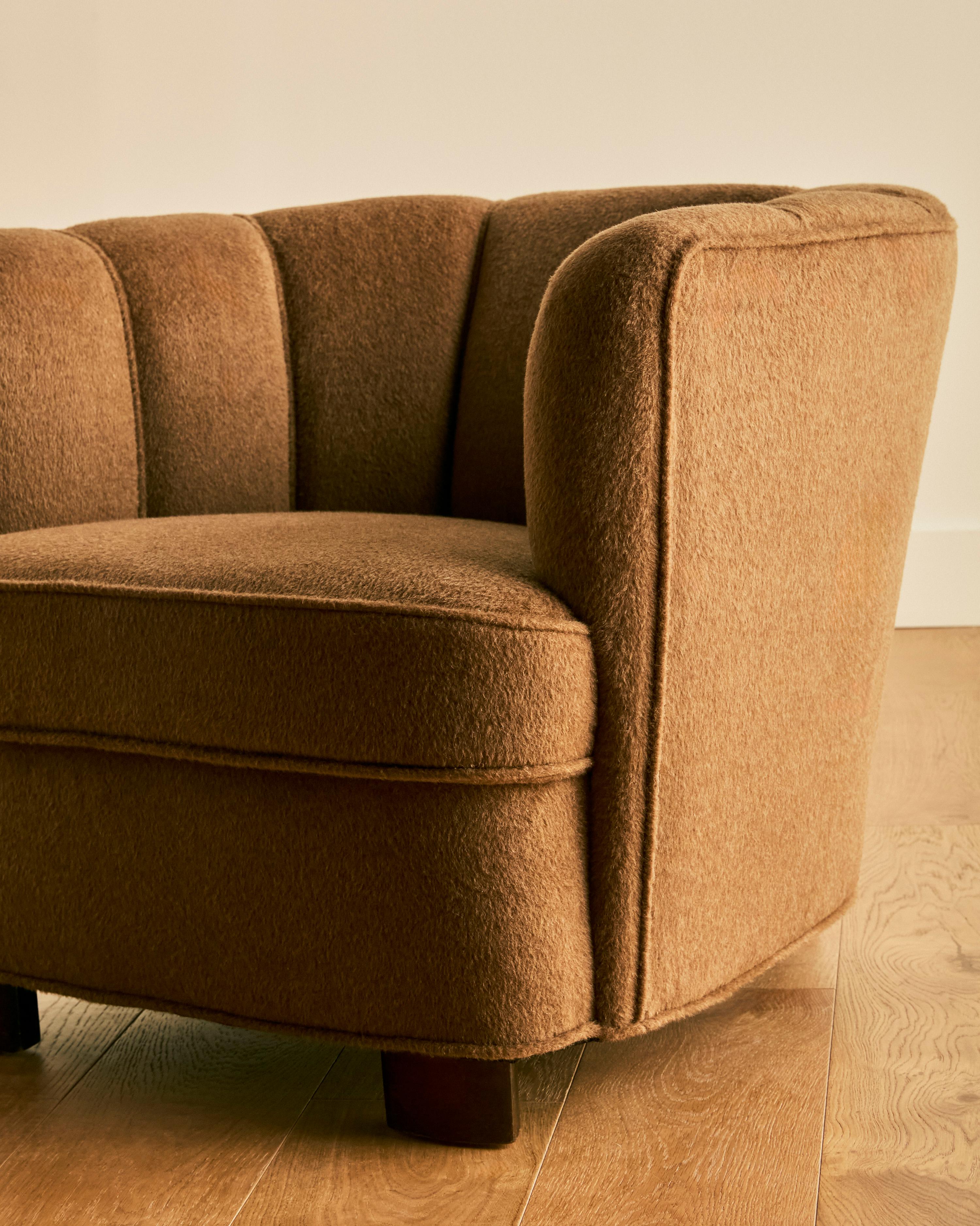 Viggo Boesen für Slagelse Sessel aus Alpaka-Wolle im Zustand „Gut“ im Angebot in Long Island City, NY
