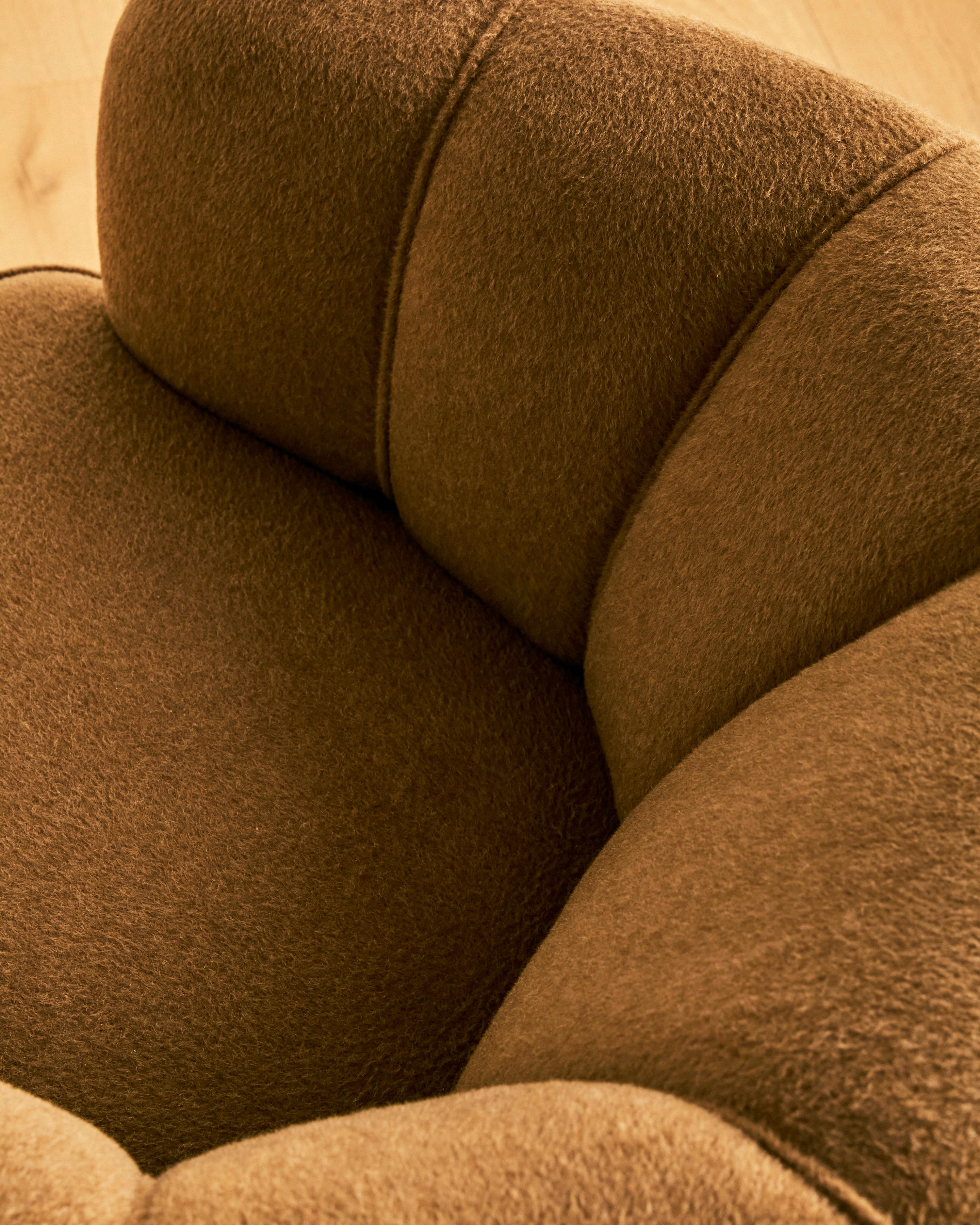 Viggo Boesen für Slagelse Sessel aus Alpaka-Wolle (Mitte des 20. Jahrhunderts) im Angebot