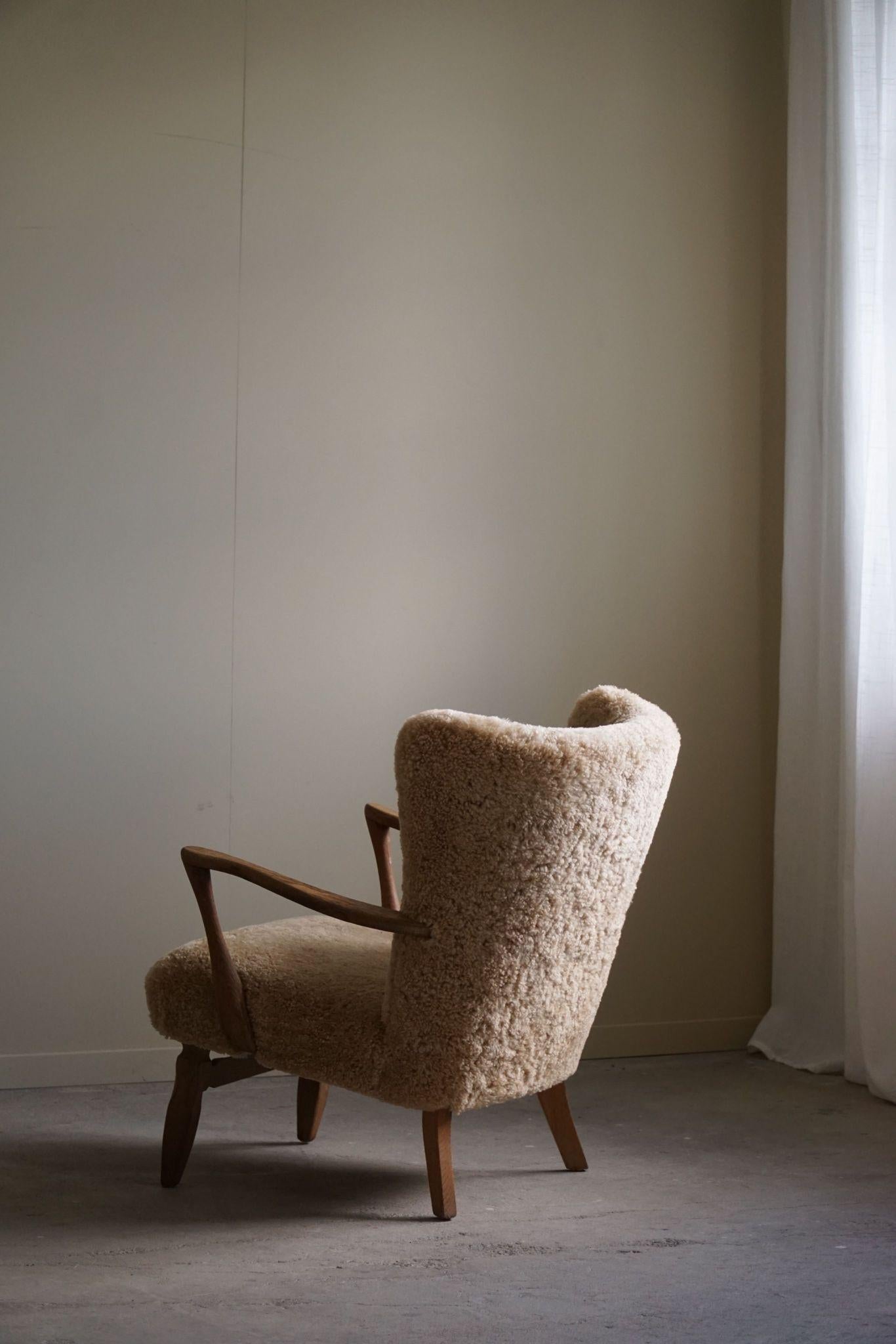 20th Century Viggo Boesen, Lounge Chair in Oak & Shearling Lambswool, Danish Modern, 1950s