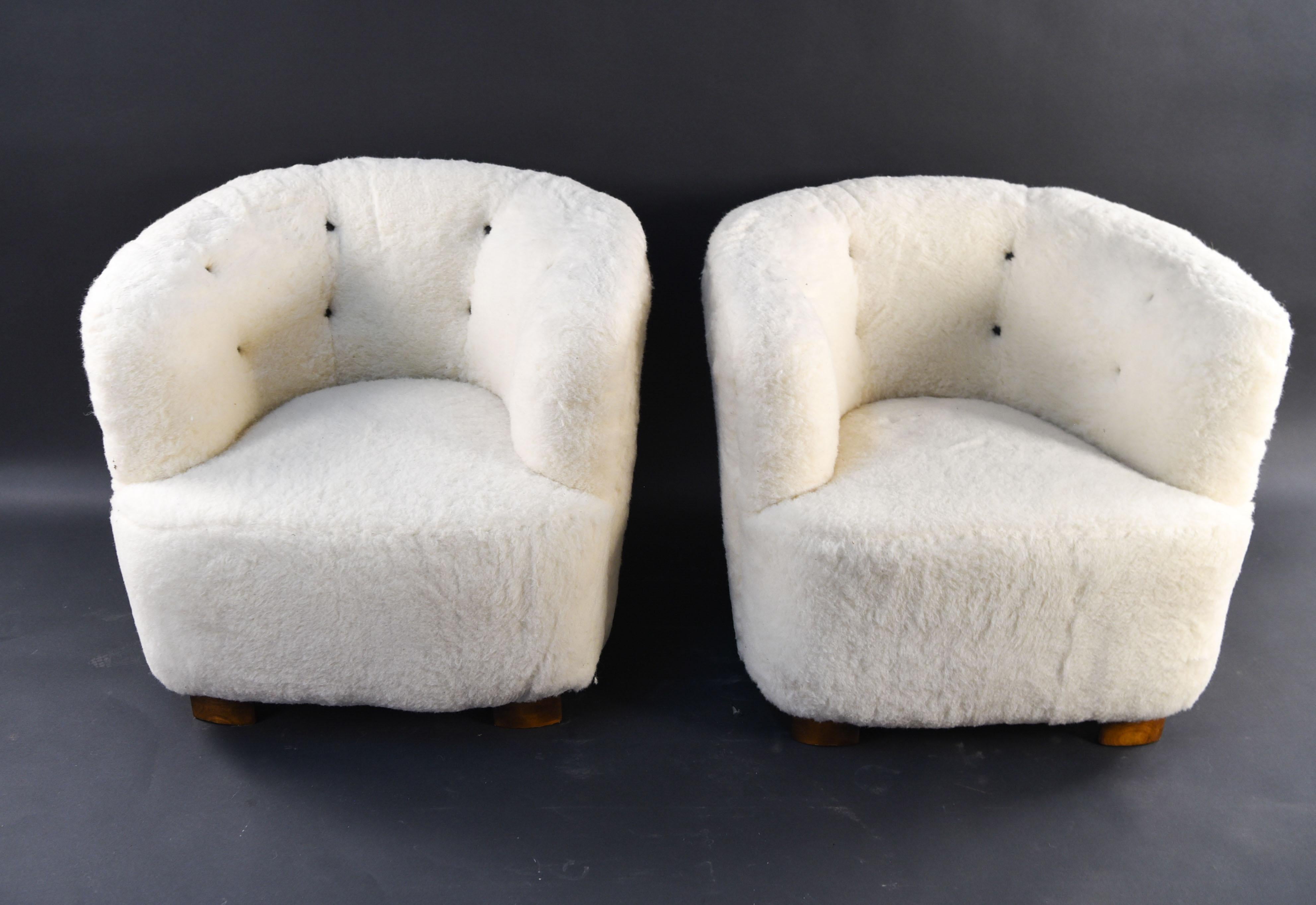Mid-Century Modern Viggo Boesen Style Pair of Lounge Chairs by Slagelse Mobelvaerk
