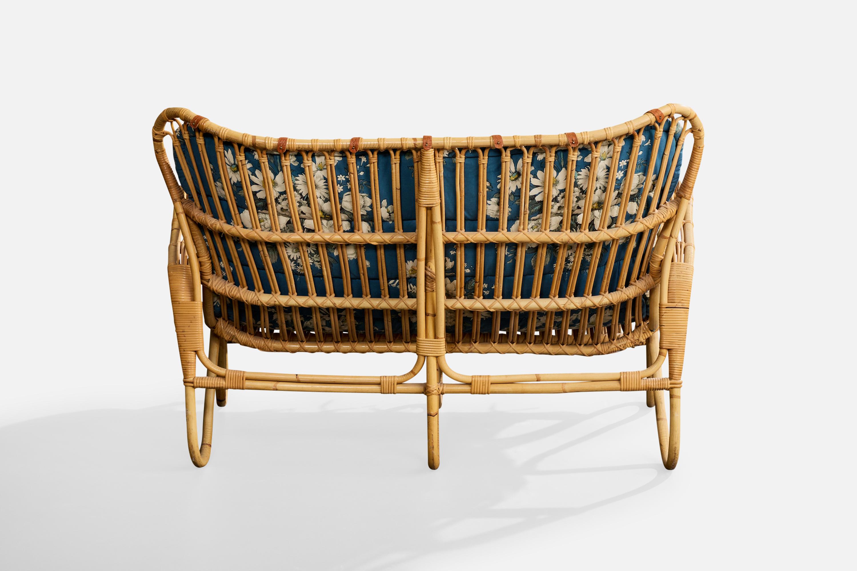 Viggo Boesen, Sofa, Bamboo, Rattan, Fabric, Denmark, 1950s en Bastante bueno estado para la venta en High Point, NC