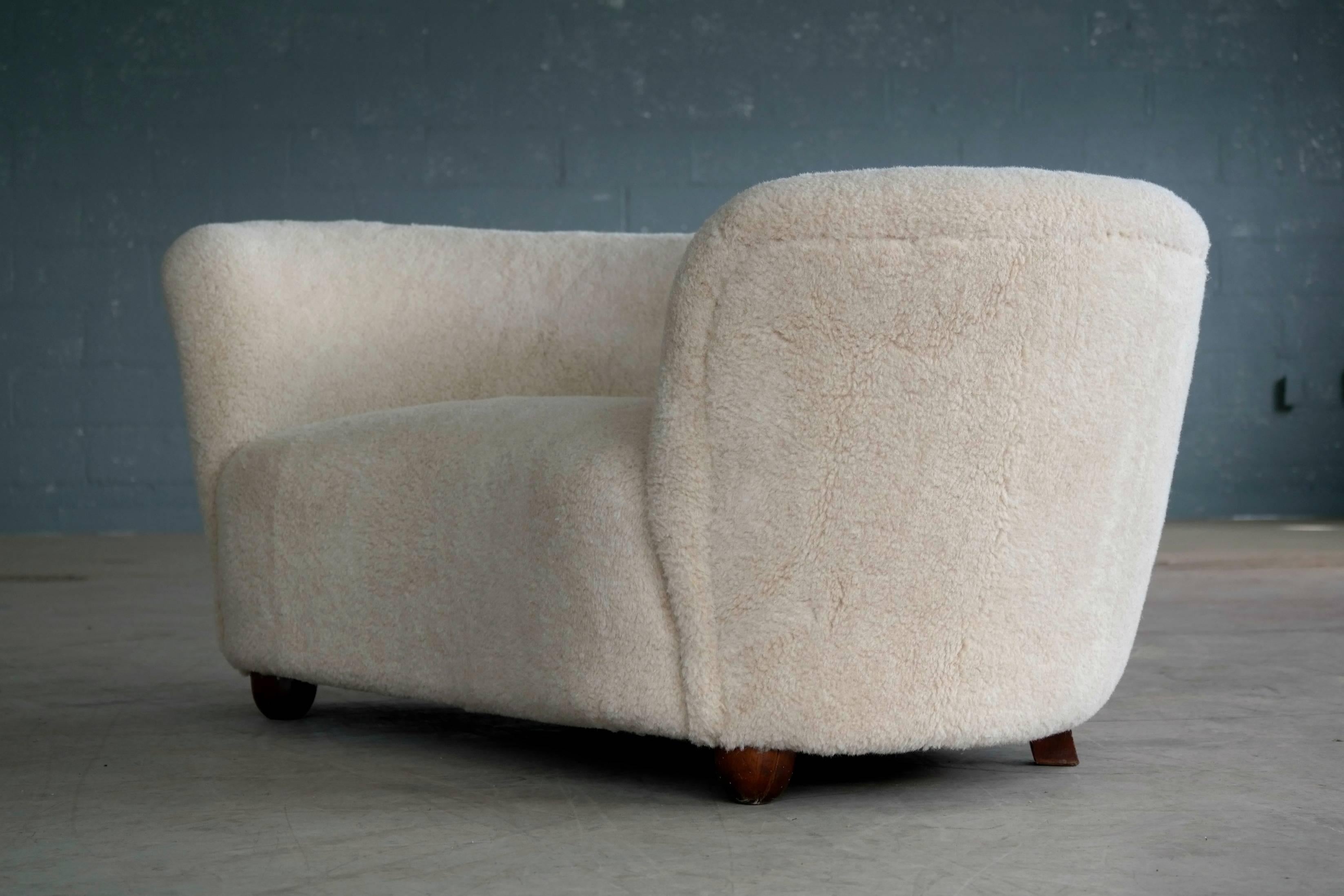 Viggo Boesen Style Banana Shaped Curved Loveseat or Sofa Covered in Lambs, 1940s In Excellent Condition In Bridgeport, CT