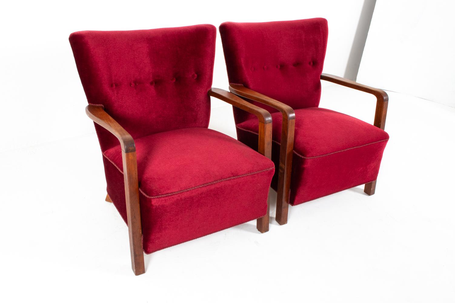 Sedie da salotto in mohair e quercia in stile Art Deco danese di Viggo Boesen, C.C. 1940 in vendita 1