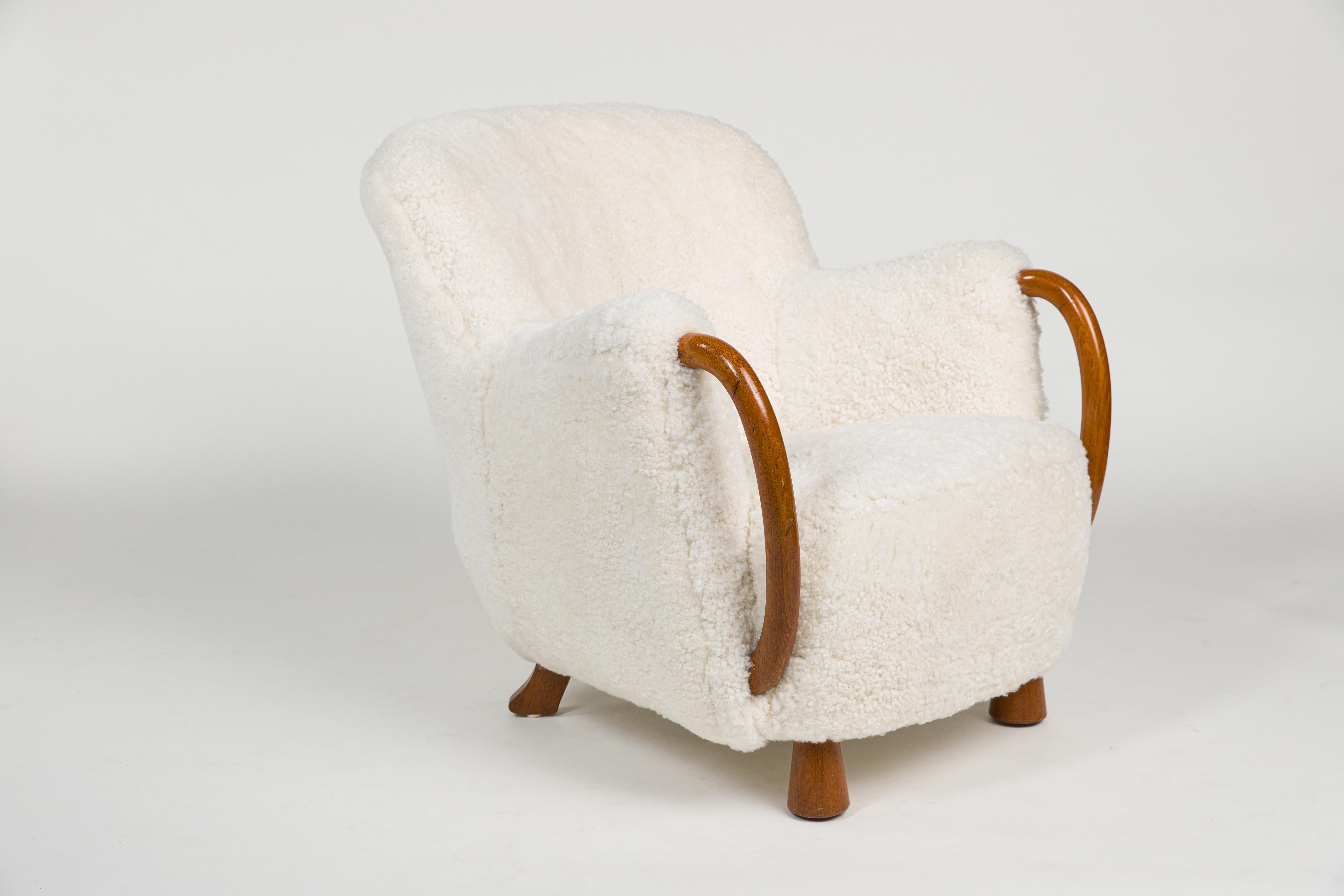 Viggo Boesen Three-Seat Sofa and Two Easy Chairs, Sheepskin, circa 1930 10
