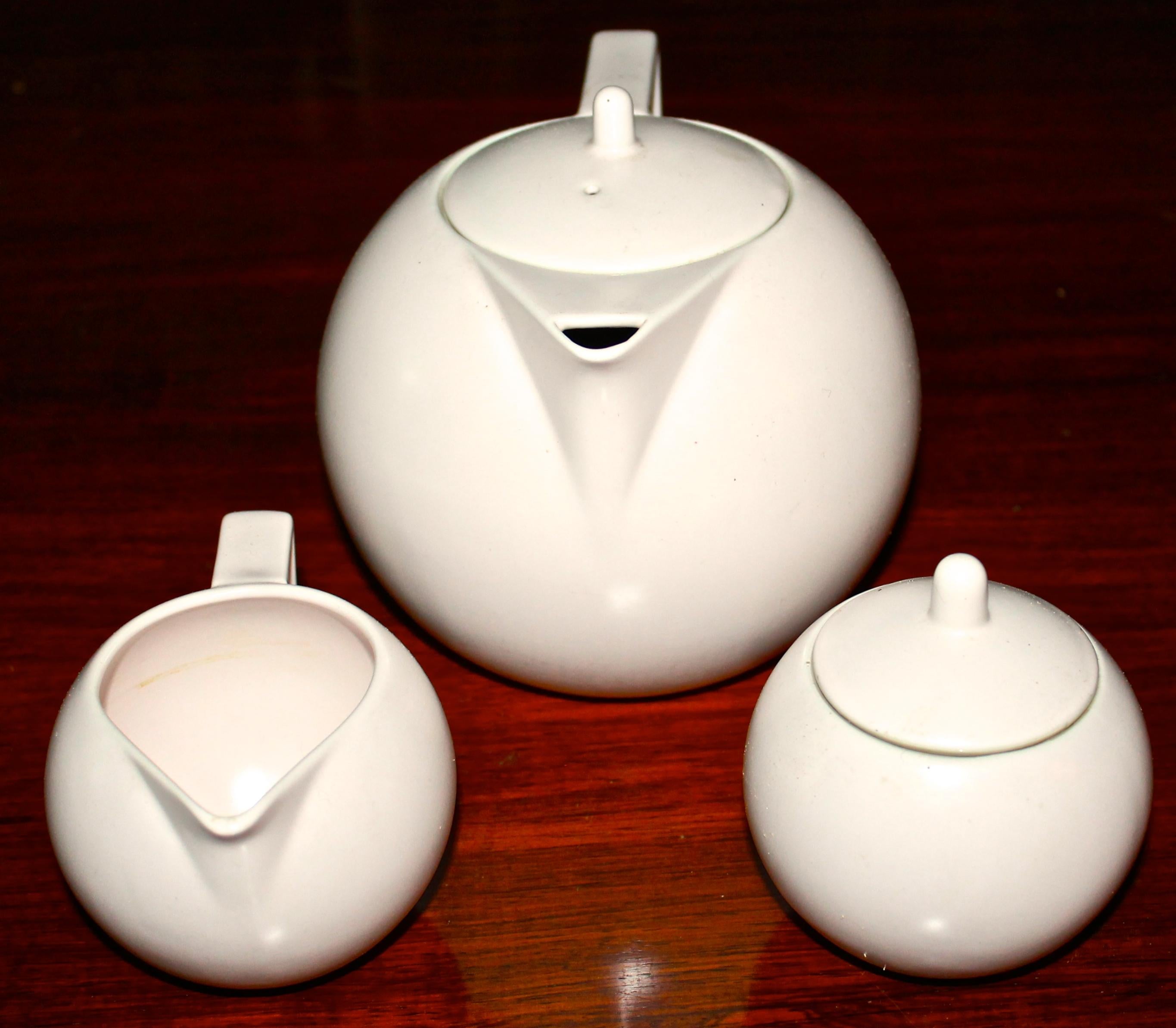 Post-Modern Vignelli Designs Sasaki Colorstone Tea Set