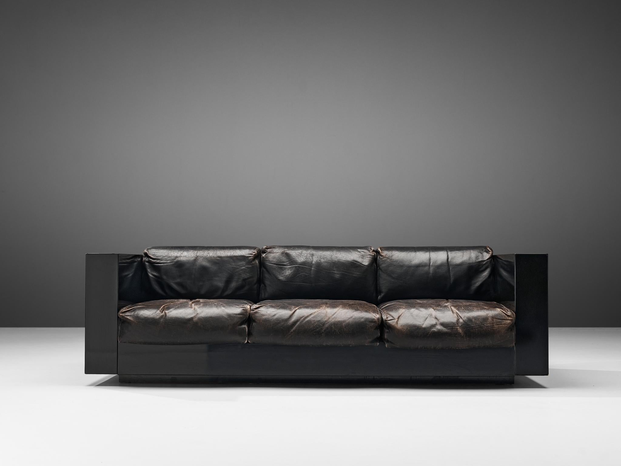 Vignelli Saratoga Großes schwarzes Sofa mit schwarzem Leder im Zustand „Gut“ im Angebot in Waalwijk, NL