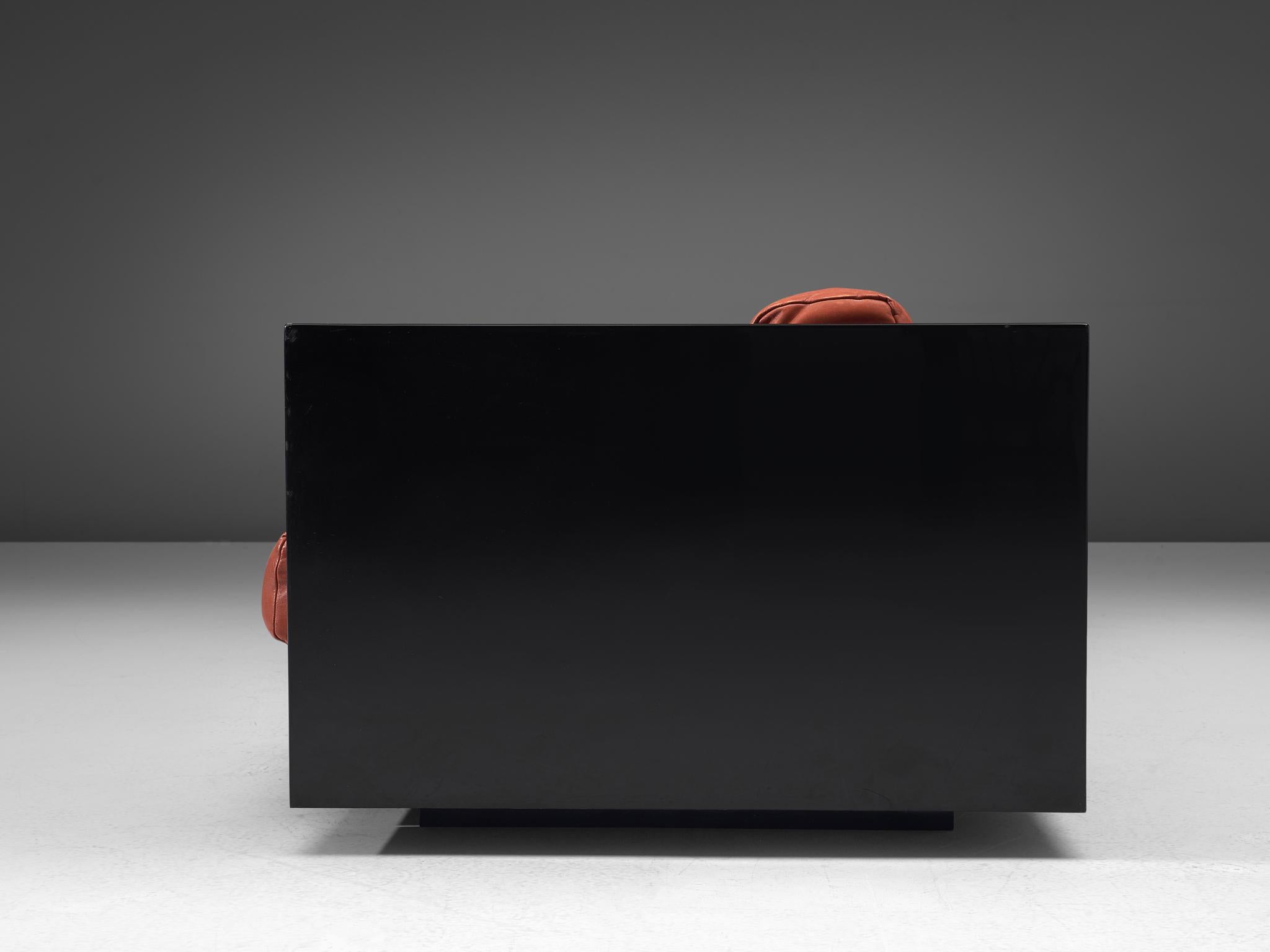 Vignelli Saratoga Large Black Sofa with Red Leather In Good Condition In Waalwijk, NL