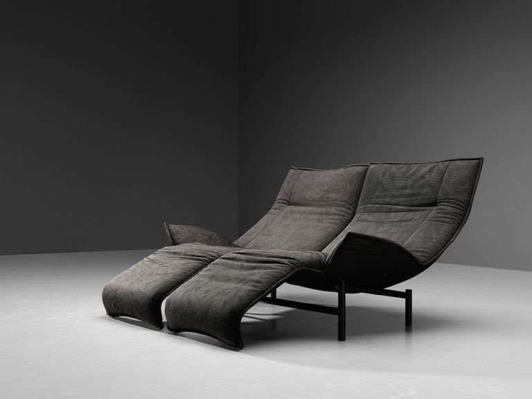 Vigo Magistretti for Cassina Sofa in Dark Grey Upholstery For Sale 1