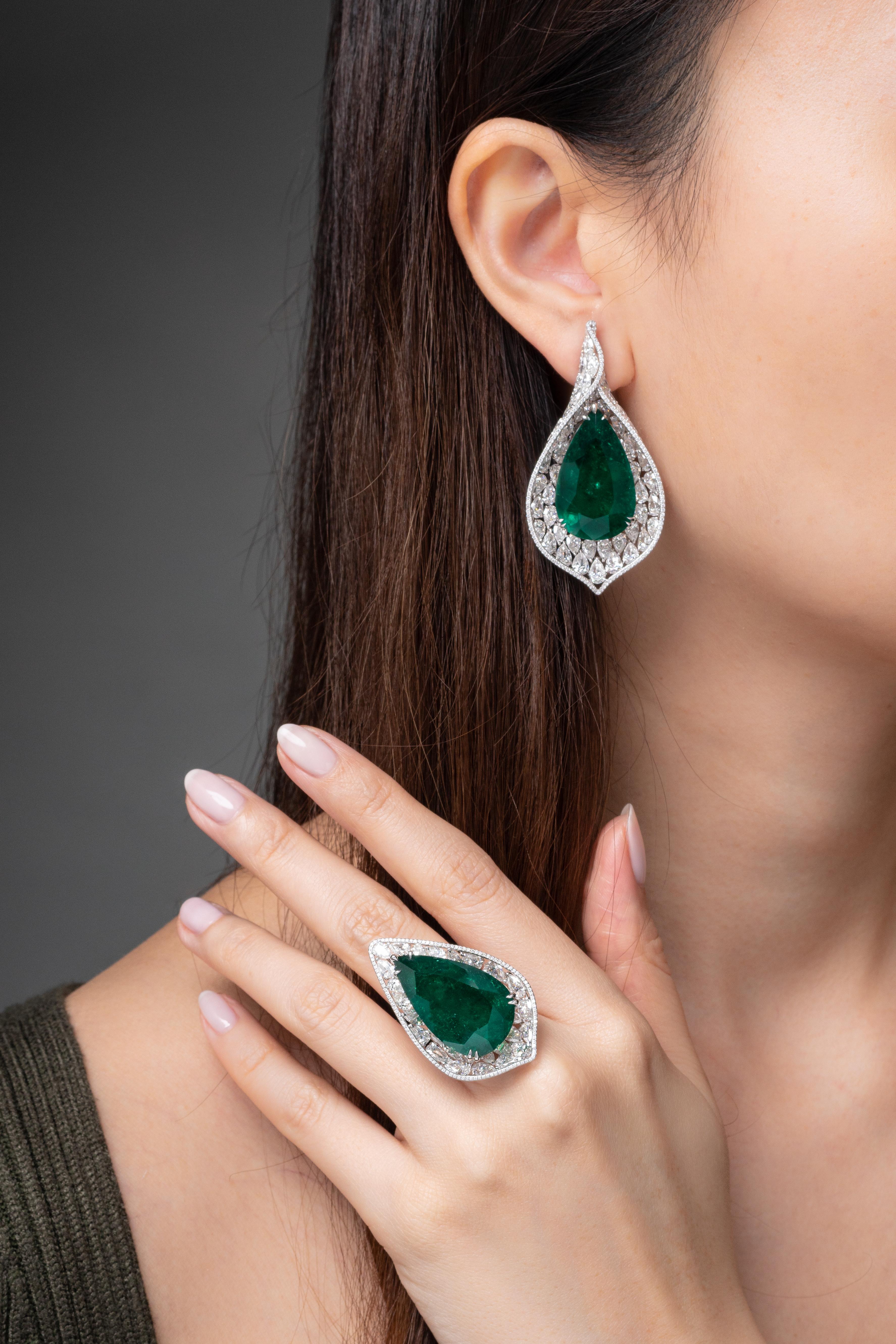 elizabeth taylor emerald ring