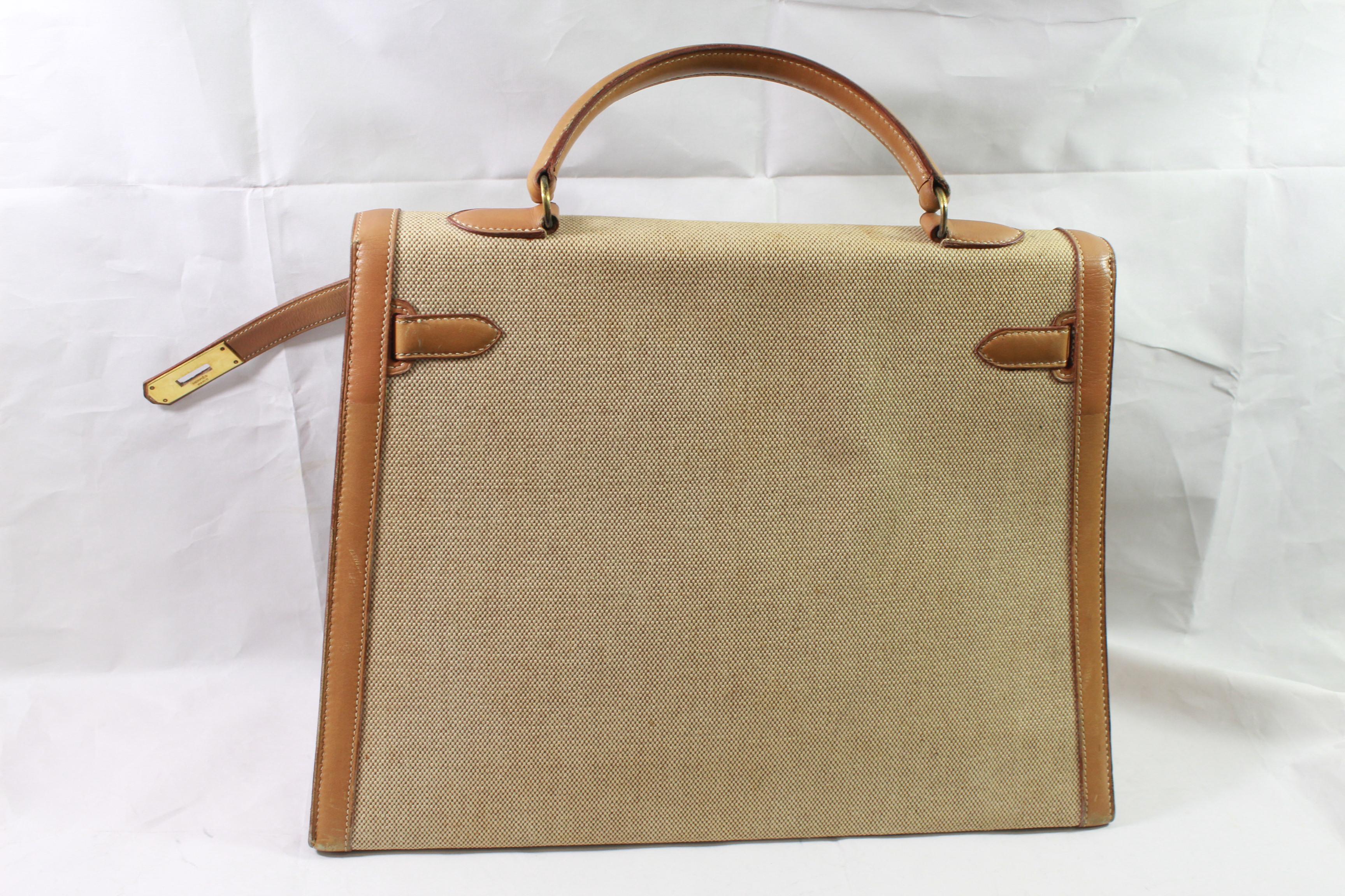 Viintage Hermes Kelly 35 in Brown Leather and Canvas. Fair condition 5