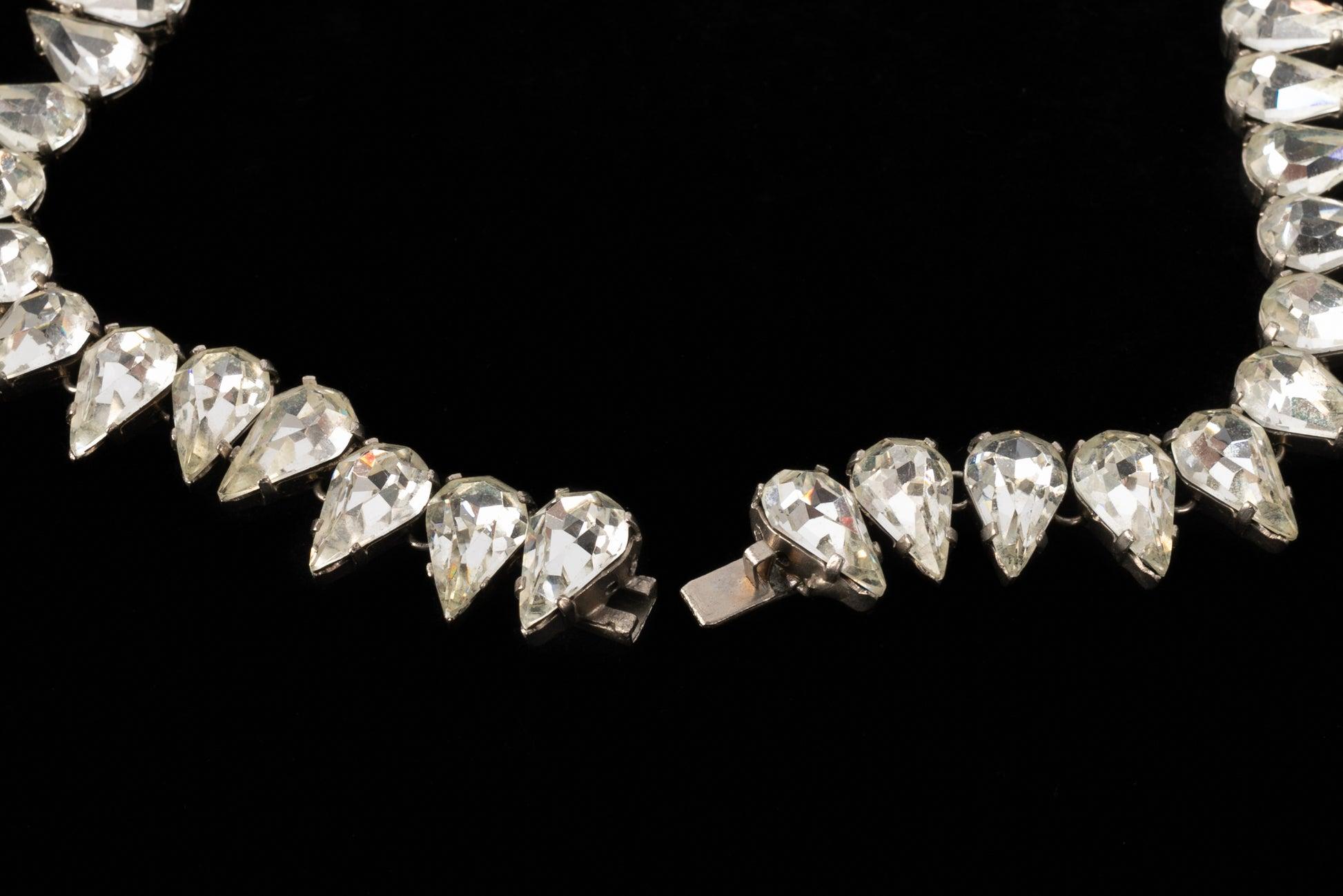 Viintage Rhinestoned Necklace with Rhinestones For Sale 2