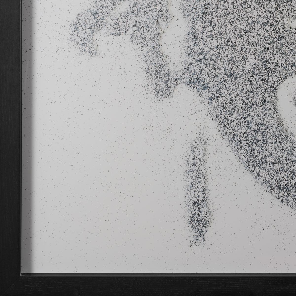 Reversal Grey Marilyn (Images de poussière de diamant) - Gris Abstract Photograph par Vik Muniz